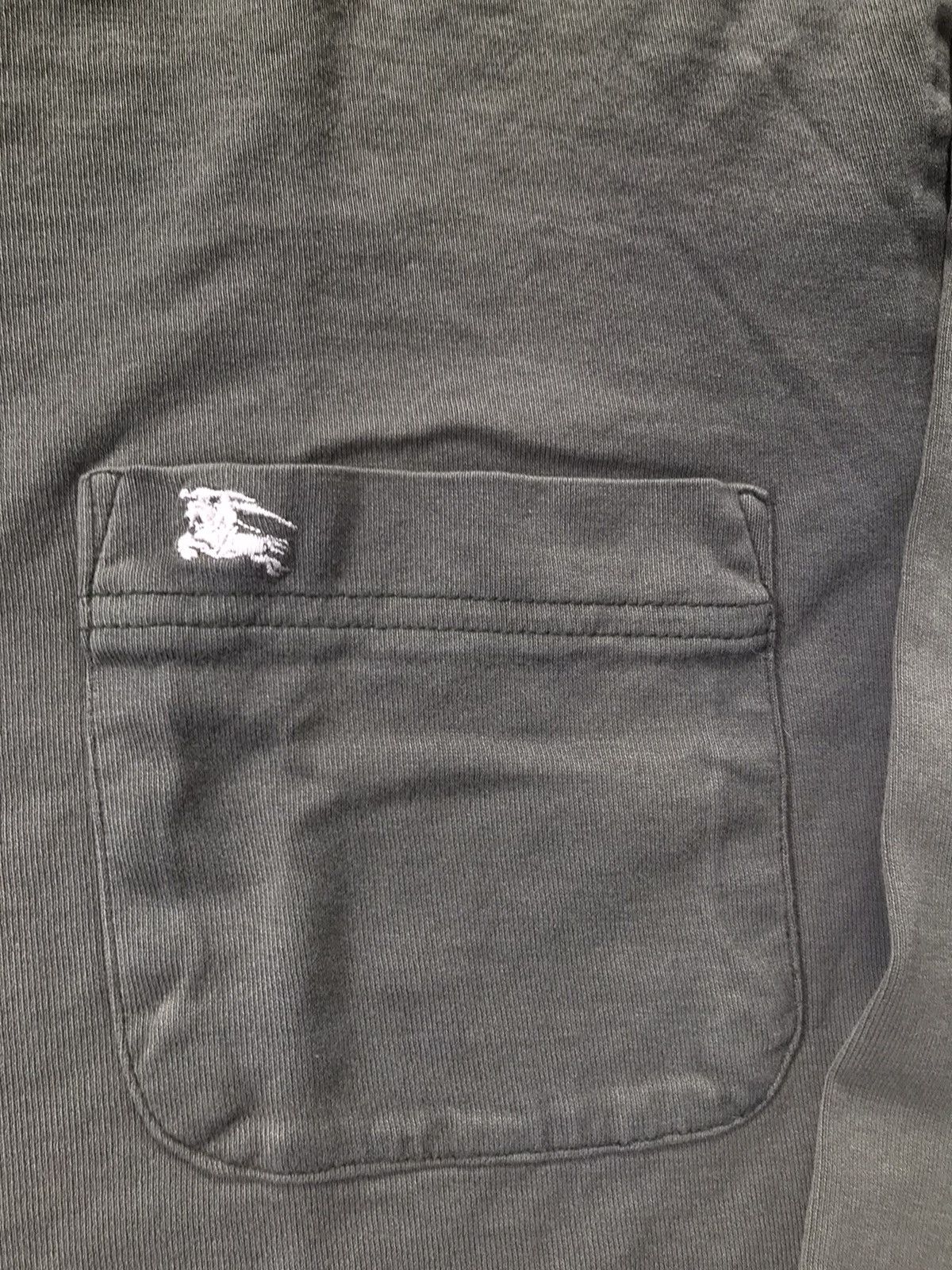 Burberry Vintage Burberry London Long Sleeve Tshirt Size US S / EU 44-46 / 1 - 2 Thumbnail