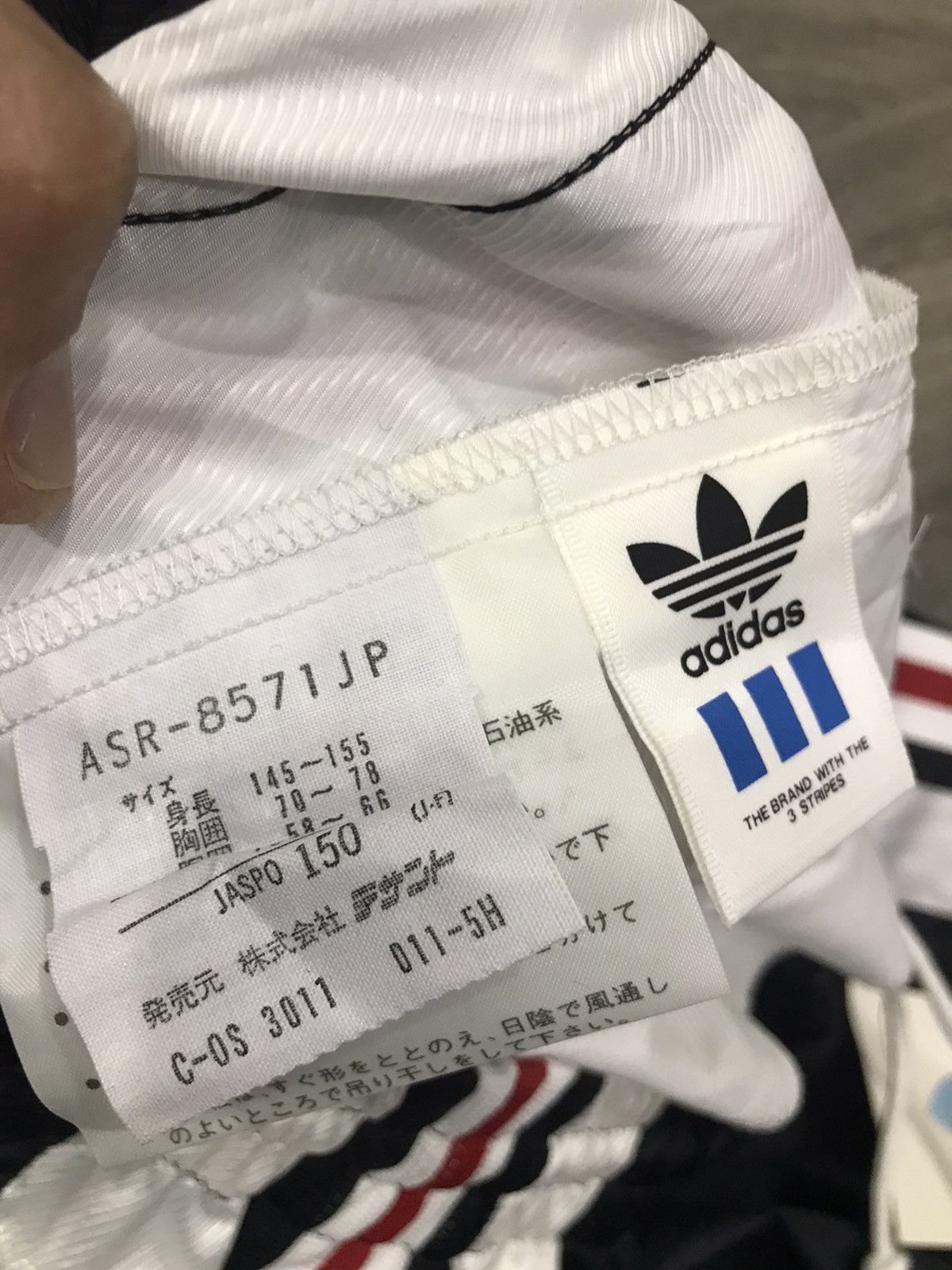 Adidas × Vintage Vintage Adidas pants nylon Size US 27 - 5 Thumbnail
