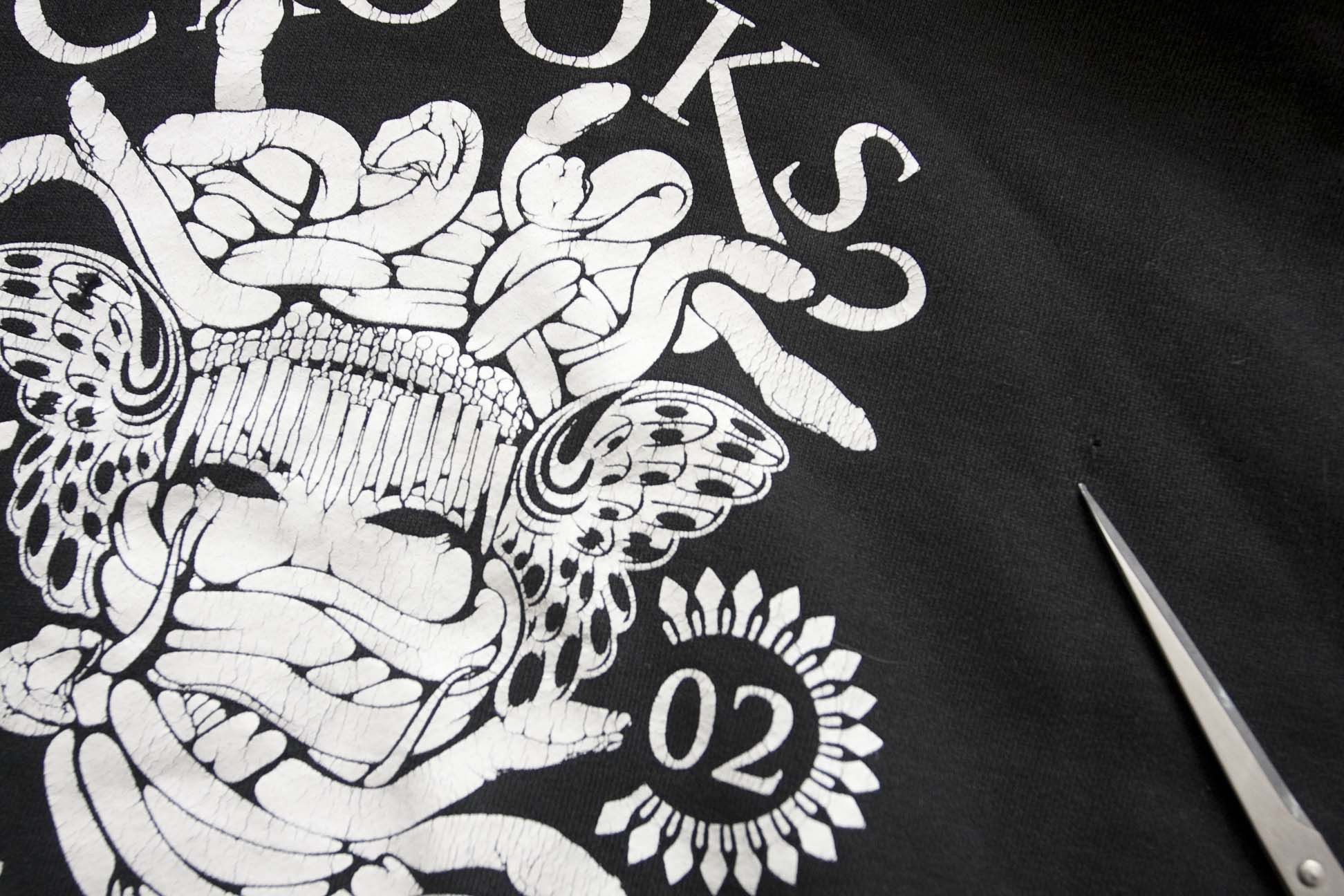Crooks & Castles × Vintage Crook & Castles Hoodie Distressed Medusa Size L * Size US L / EU 52-54 / 3 - 2 Thumbnail