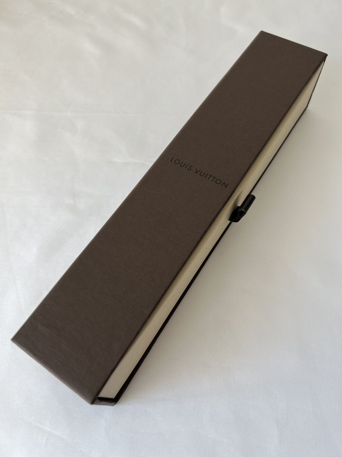 Louis Vuitton Limited wooden letter opener paper knife Size ONE SIZE - 2 Preview