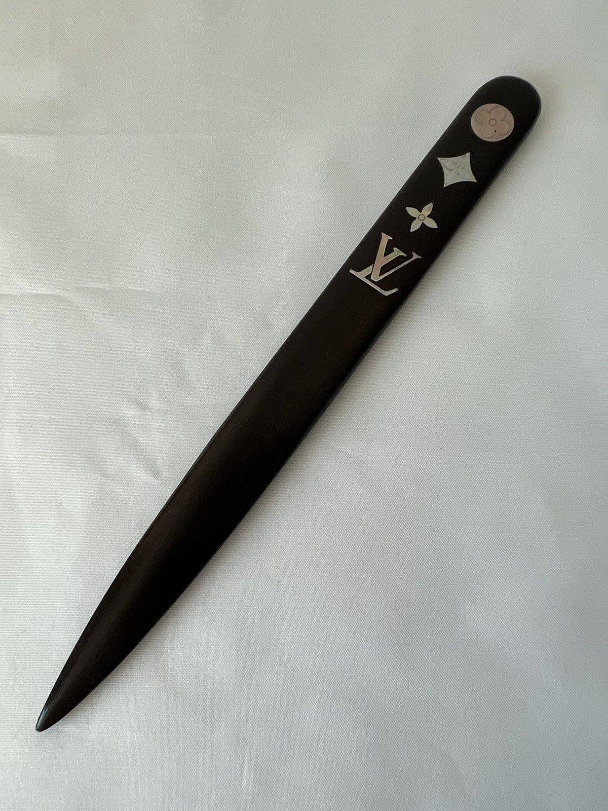 Louis Vuitton Limited wooden letter opener paper knife Size ONE SIZE - 4 Thumbnail