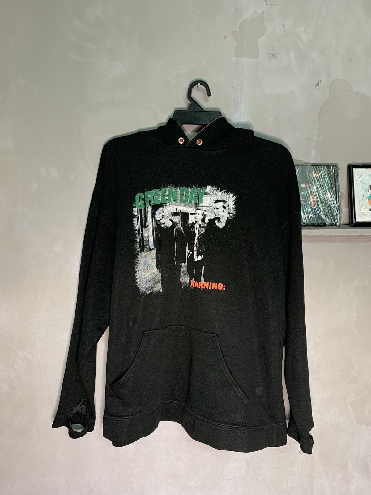 RARE VINTAGE DISTRESSED GREEN DAY WARNING HOODIE