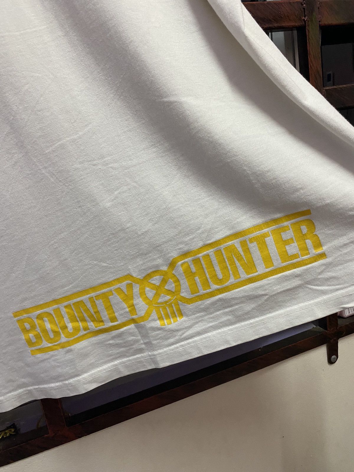 Vintage 🔥 RARE 🔥 Vintage Bounty Hunter Smiley Face Tshirt Size US L / EU 52-54 / 3 - 6 Thumbnail