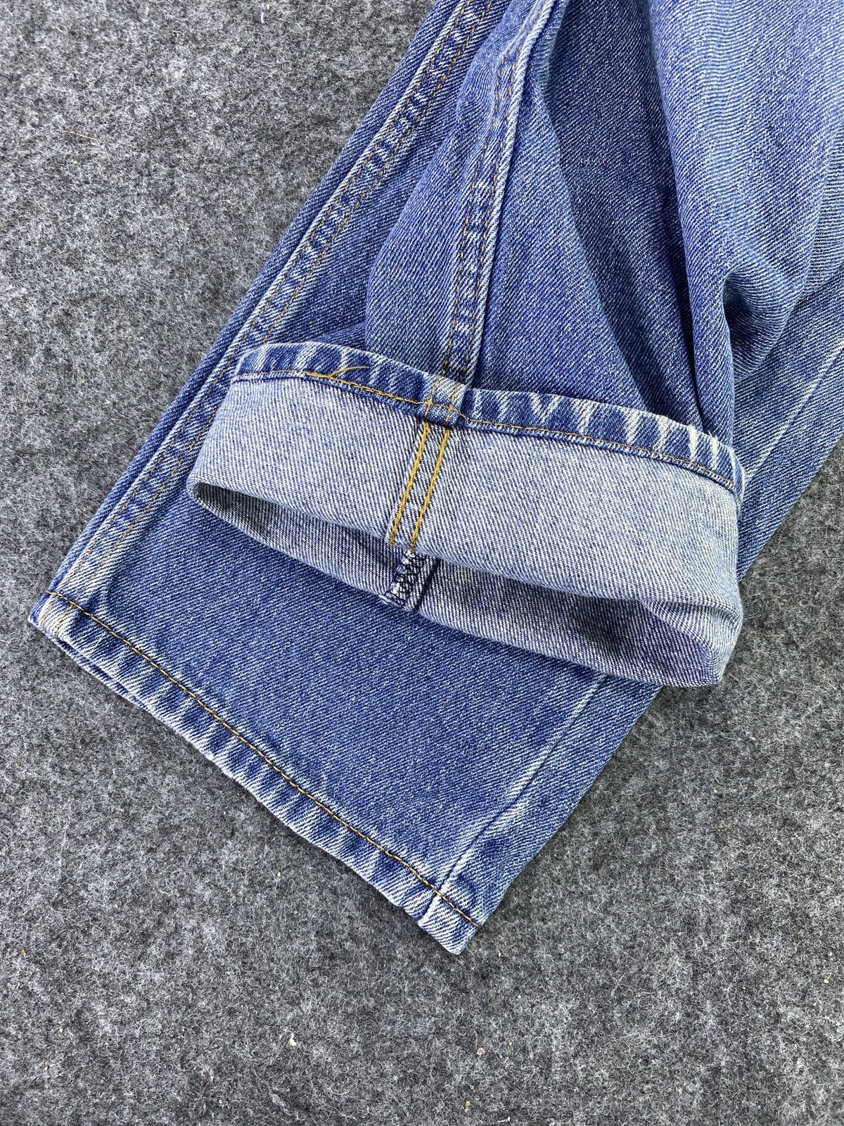 Levi's Vintage Levi's 505 Jeans Blue Wash 34x29 - J728 Size US 34 / EU 50 - 5 Thumbnail