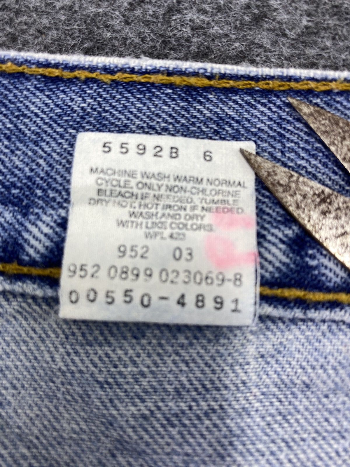 Levi's 90s Vintage Levi's 550 Jeans Blue Wash 38x30 - J729 Size US 38 / EU 54 - 6 Thumbnail