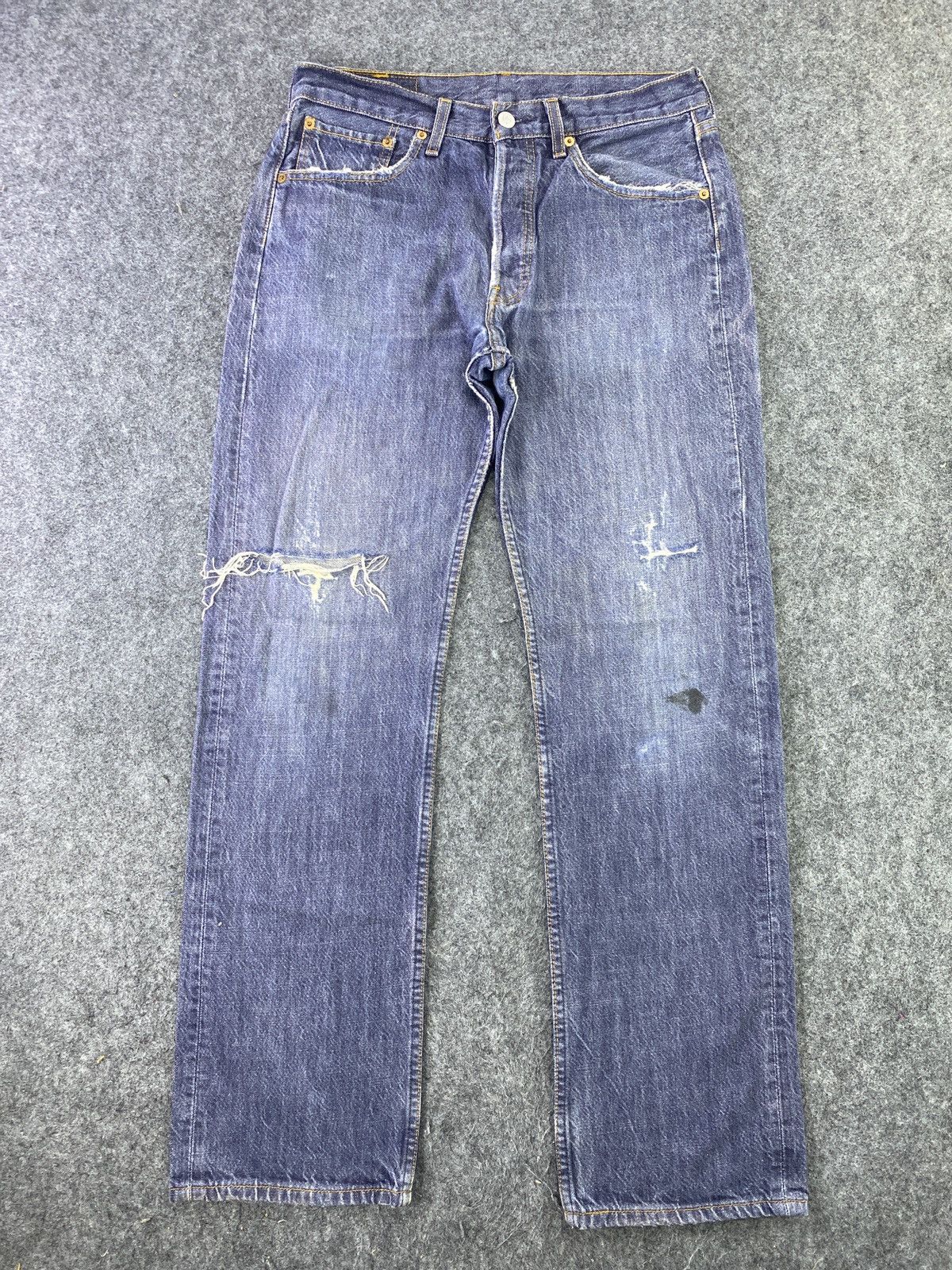 Levi's Vintage Levi's 501 Jeans Distress Wash - J731 Size US 31 - 1 Thumbnail