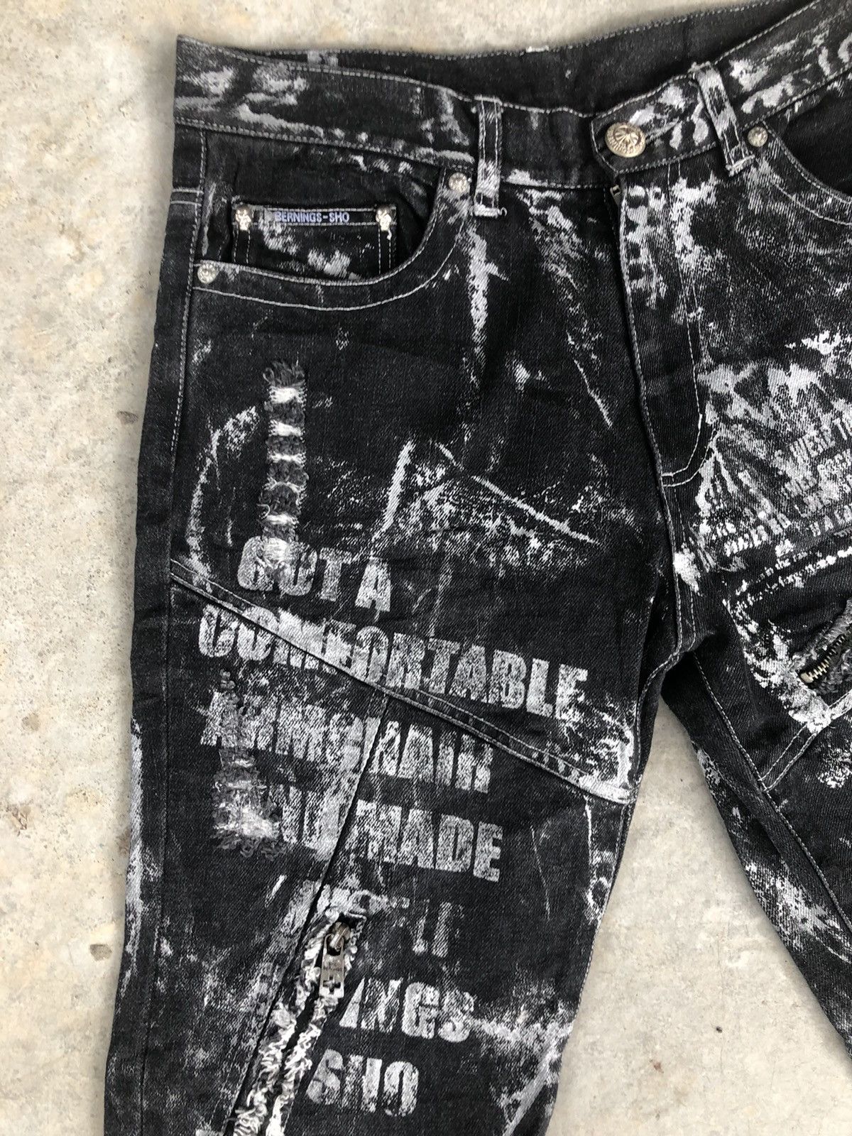 BERNINGS SHO Bernings Sho Flared Jeans Denim Distressed Splatter Size US 29 - 4 Thumbnail