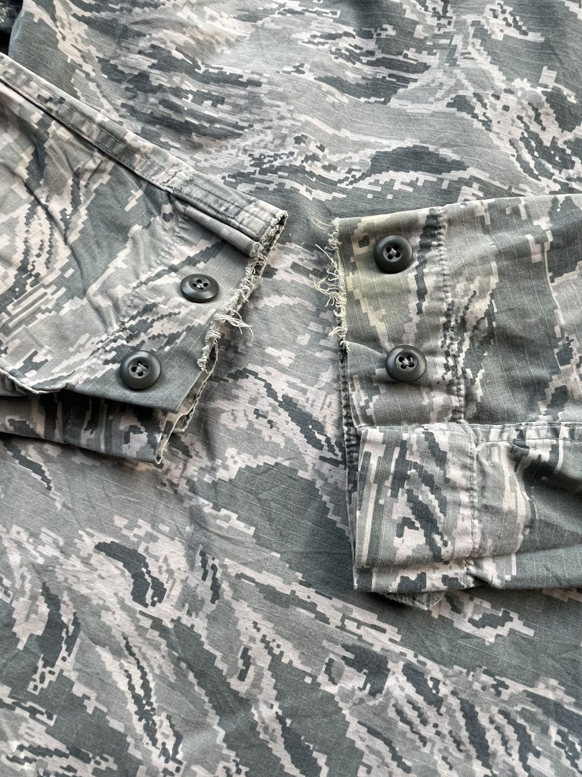 Vintage Vintage Usaf Digital Tiger Stripes Size US M / EU 48-50 / 2 - 12 Thumbnail