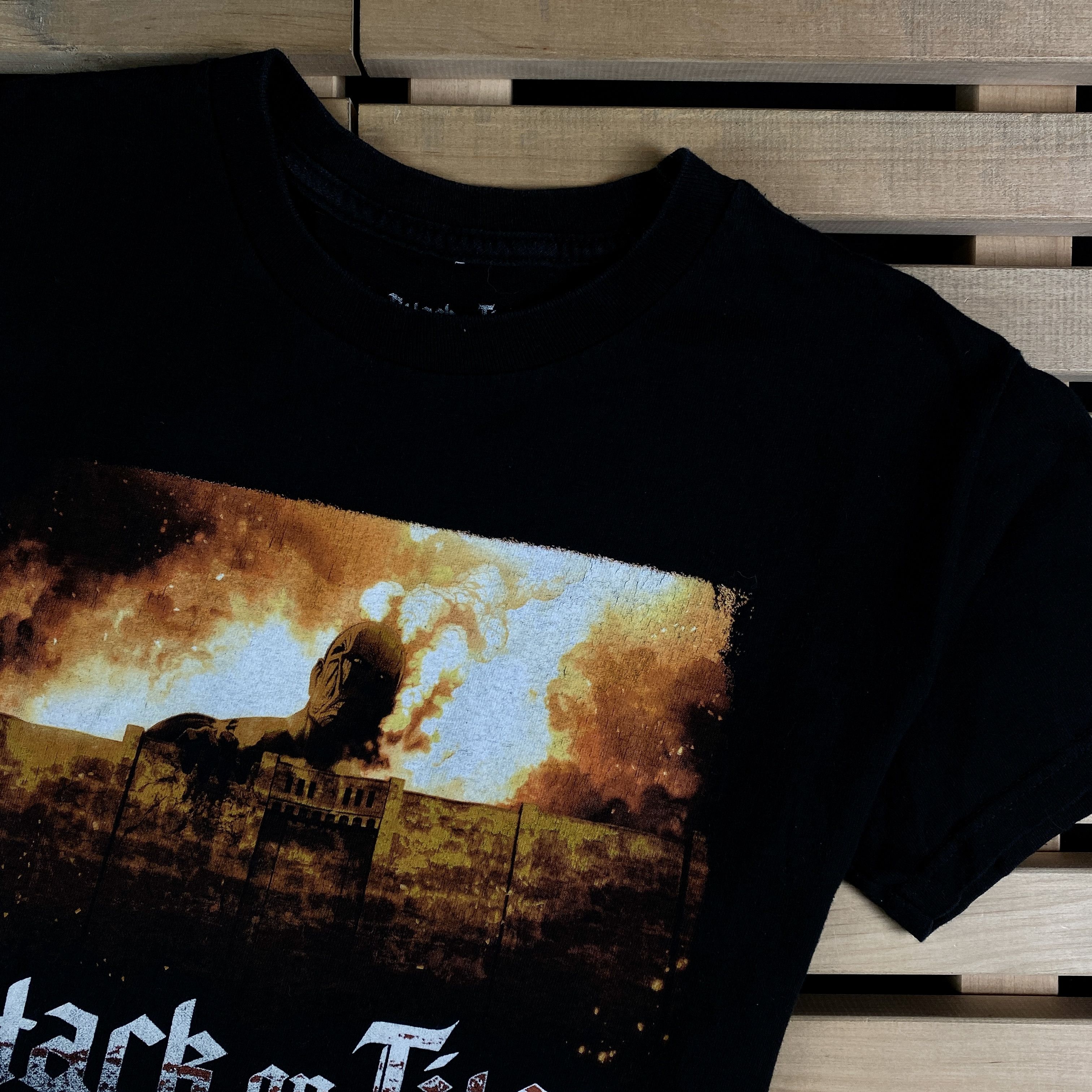 Anime × Cartoon Network × Vintage Mens Vintage T Shirt Attack on Titan Size S Size US S / EU 44-46 / 1 - 2 Thumbnail