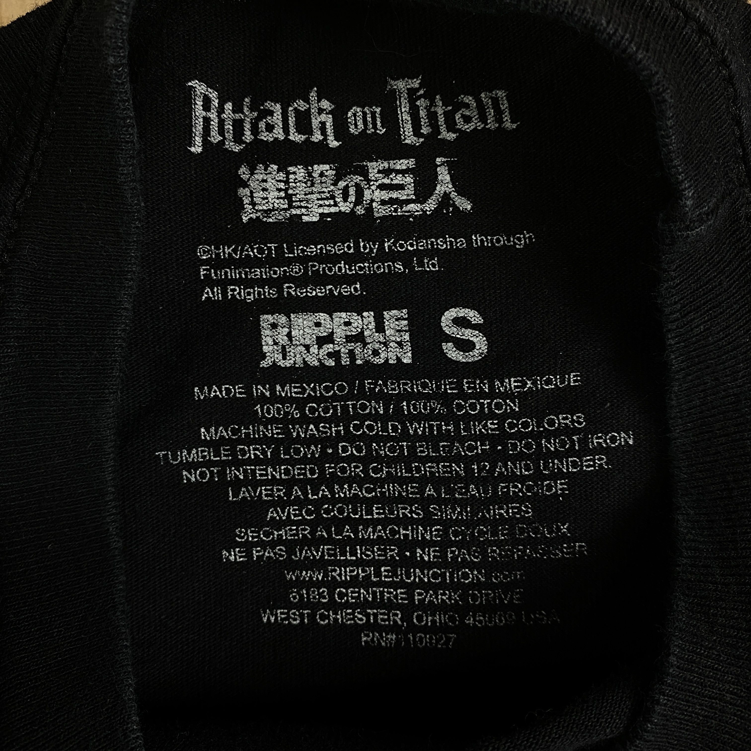 Anime × Cartoon Network × Vintage Mens Vintage T Shirt Attack on Titan Size S Size US S / EU 44-46 / 1 - 4 Thumbnail