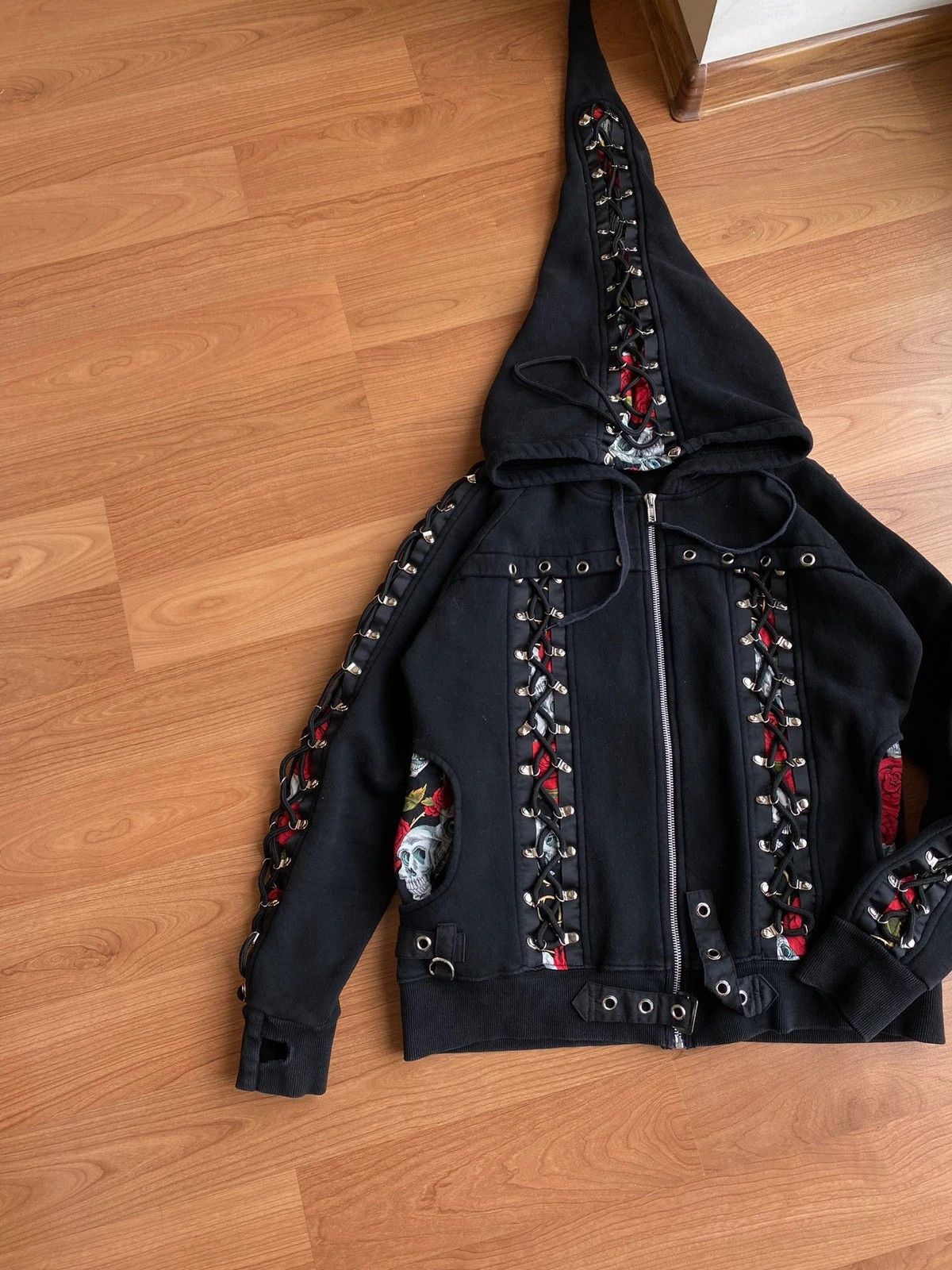 Ed Hardy Vintage Ed Hardy Style Skulls Gothic Woman Zip Hoodie Size L / US 10 / IT 46 - 3 Thumbnail