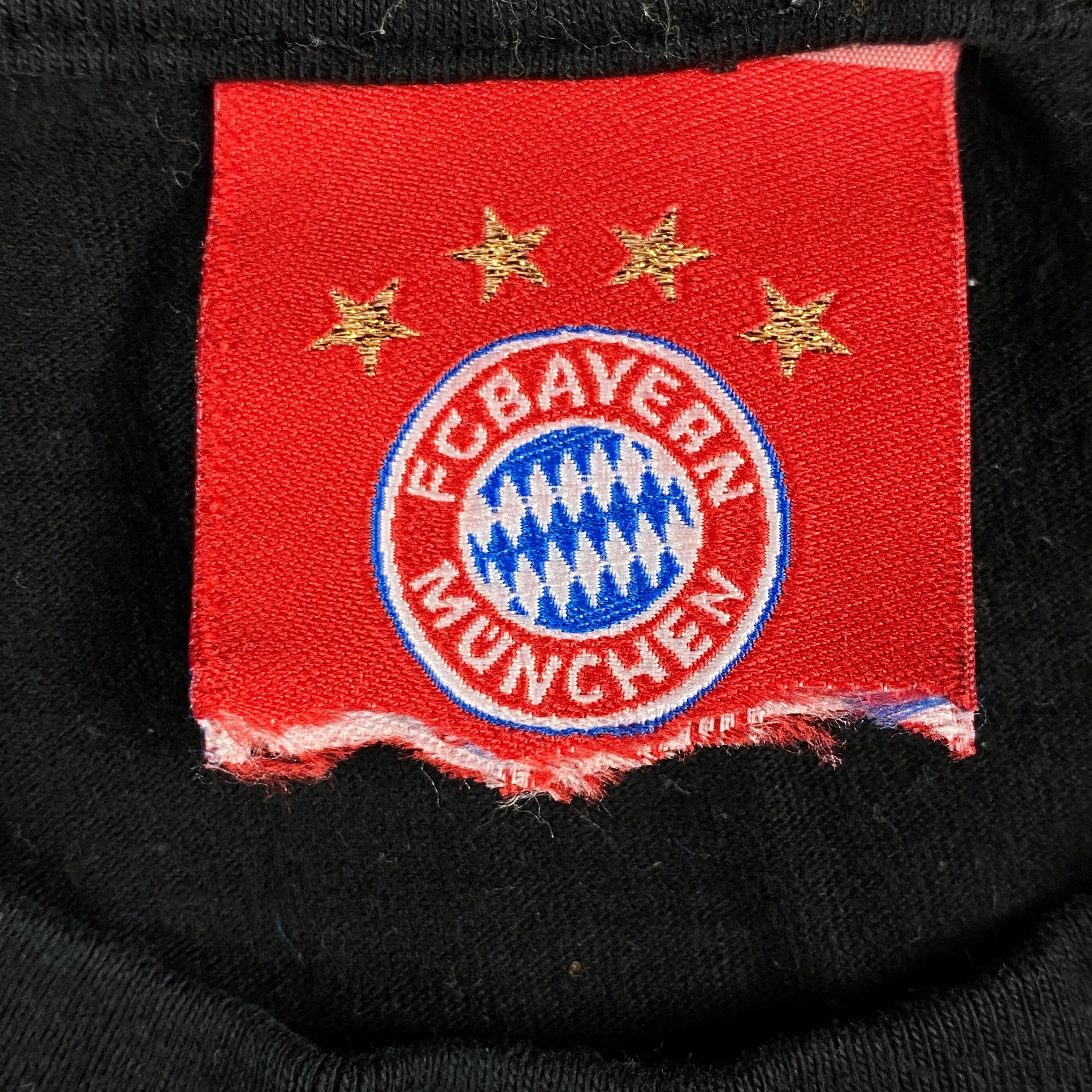 Vintage Mens Vintage T Shirt Bayern Munchen Muller #25 Size XS Size US XS / EU 42 / 0 - 5 Thumbnail