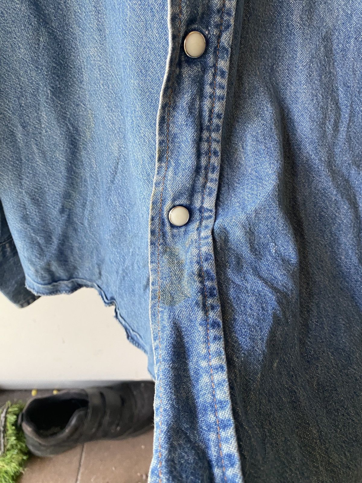 Vintage VINTAGE DENIM WESTERN SHIRT Size US L / EU 52-54 / 3 - 3 Thumbnail