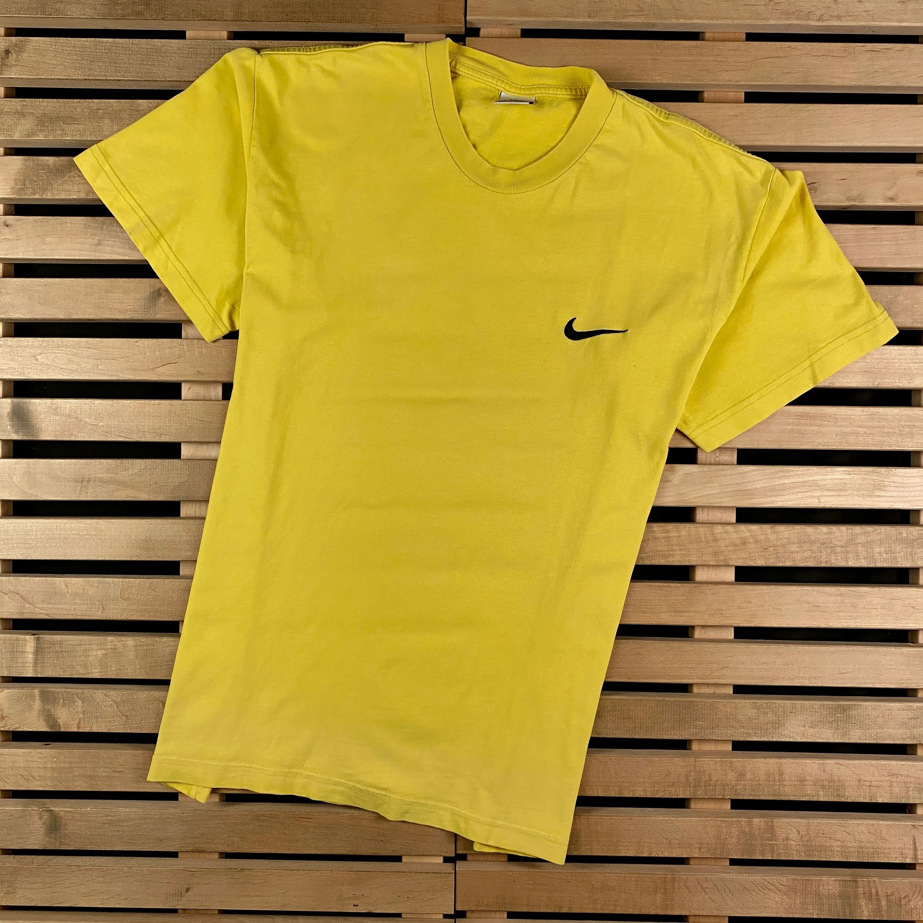 Nike × Vintage Mens Vintage T Shirt Nike Size M Swoosh Size US M / EU 48-50 / 2 - 1 Thumbnail