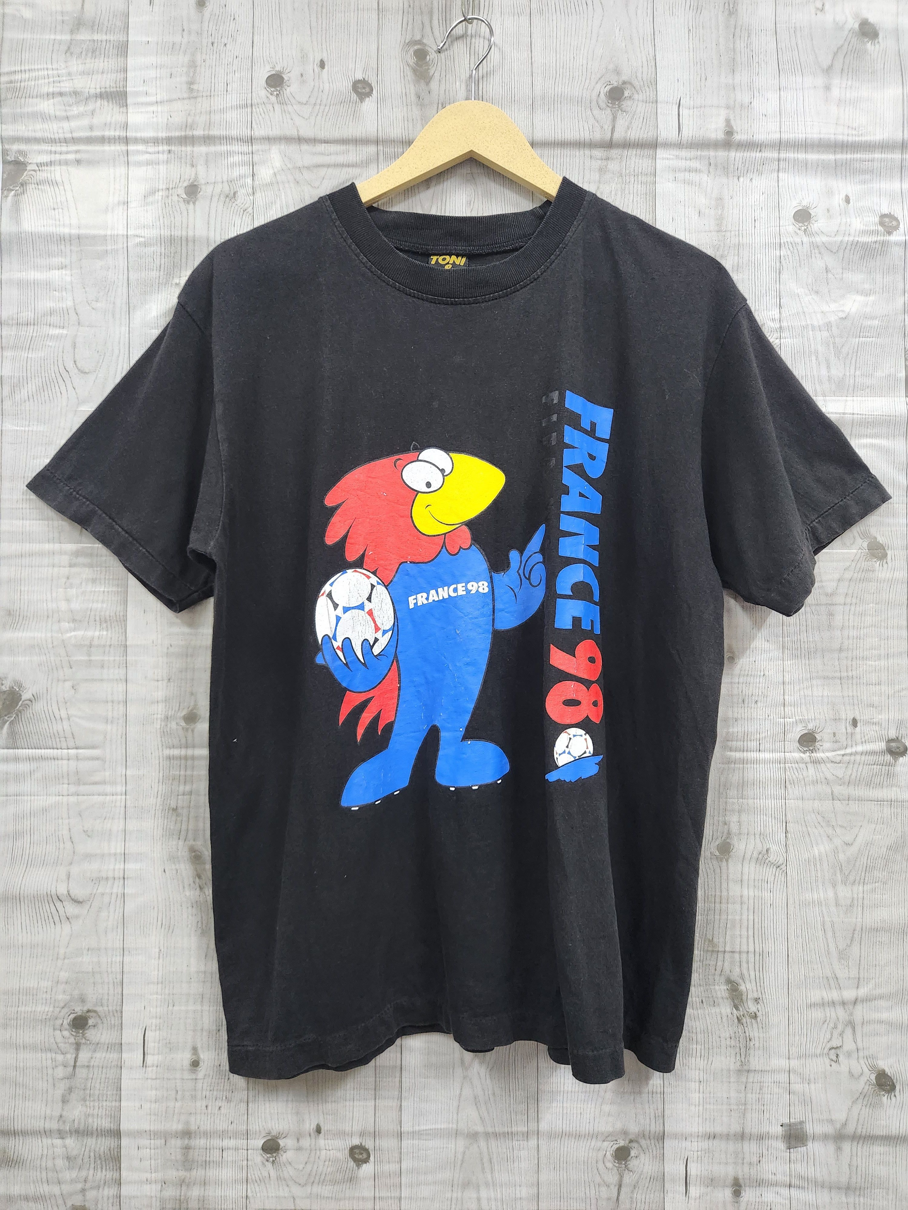 Vintage Vintage FIFA World Cup France 98 Single Stitches TShirt Size US L / EU 52-54 / 3 - 1 Thumbnail