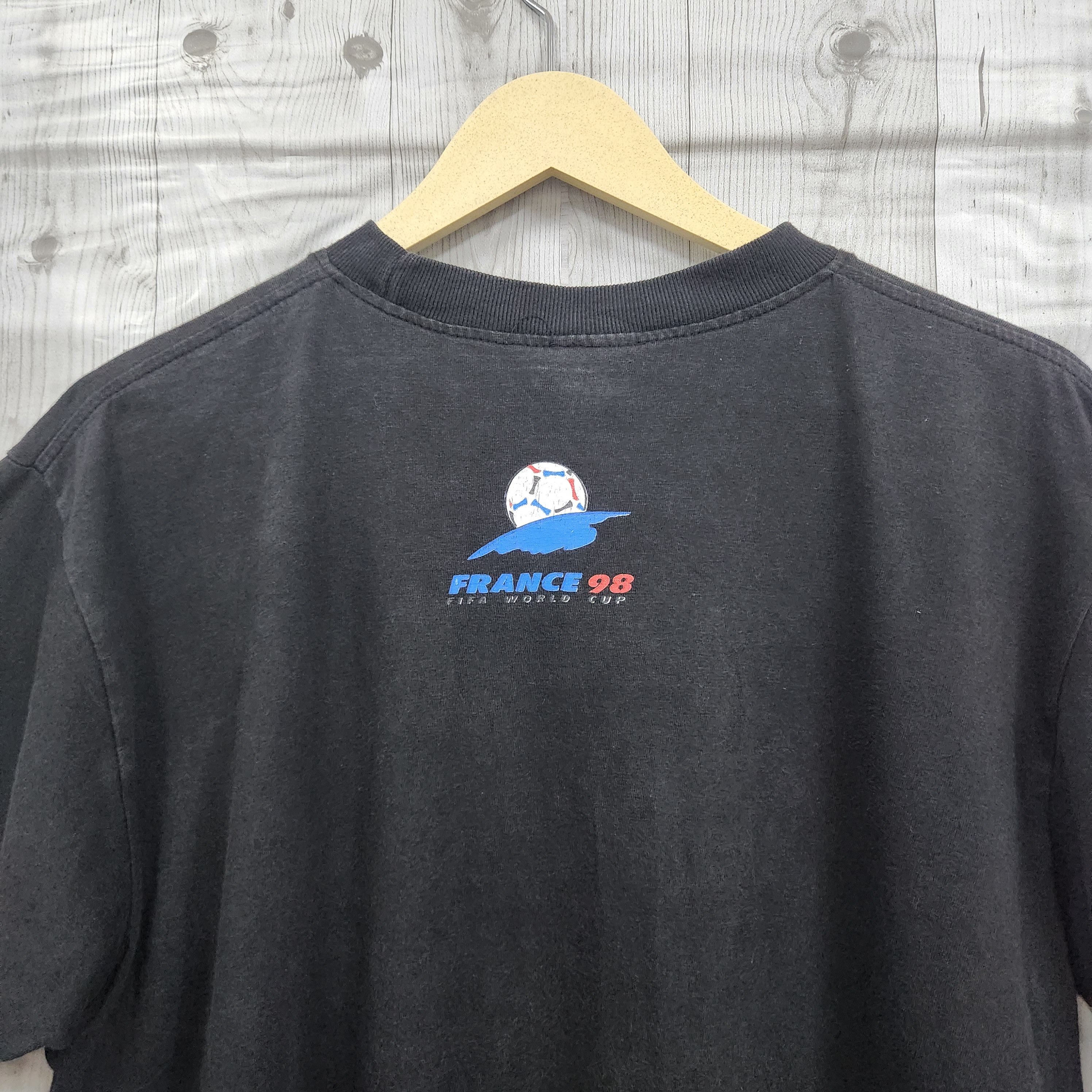 Vintage Vintage FIFA World Cup France 98 Single Stitches TShirt Size US L / EU 52-54 / 3 - 2 Thumbnail