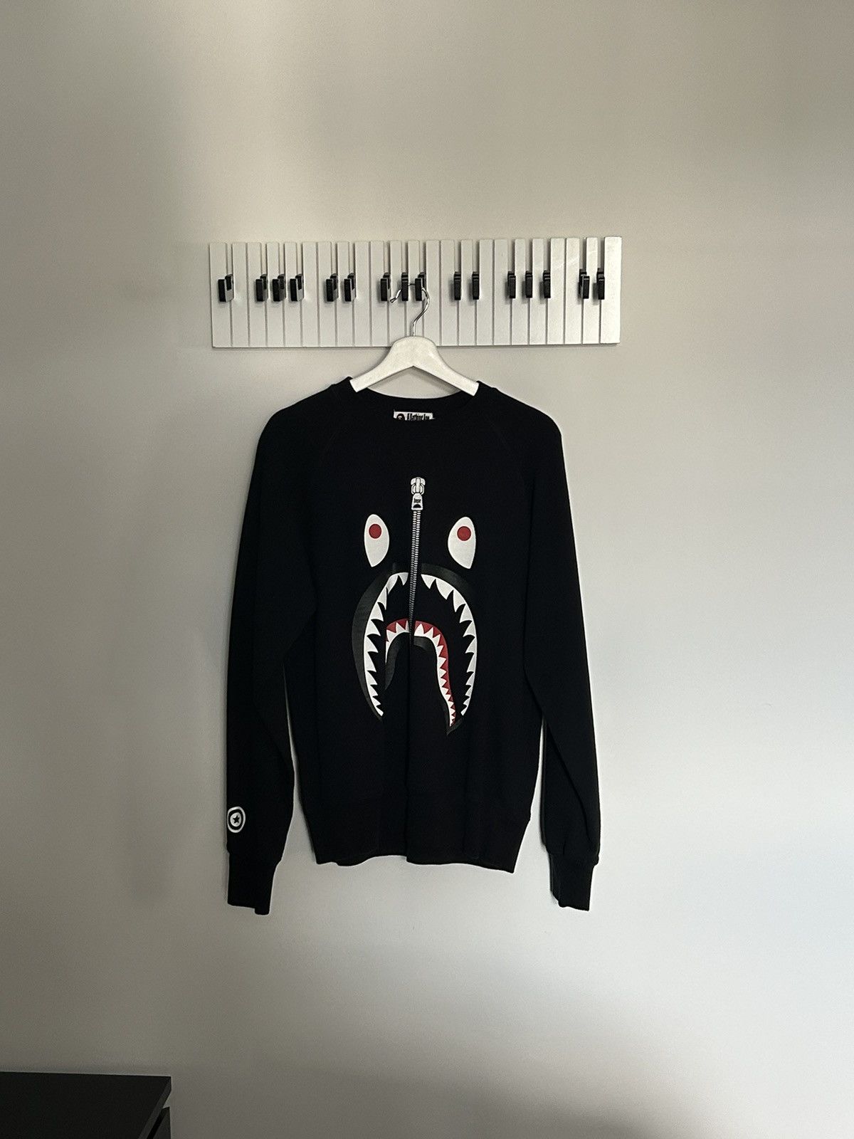 Bape shark crewneck black best sale