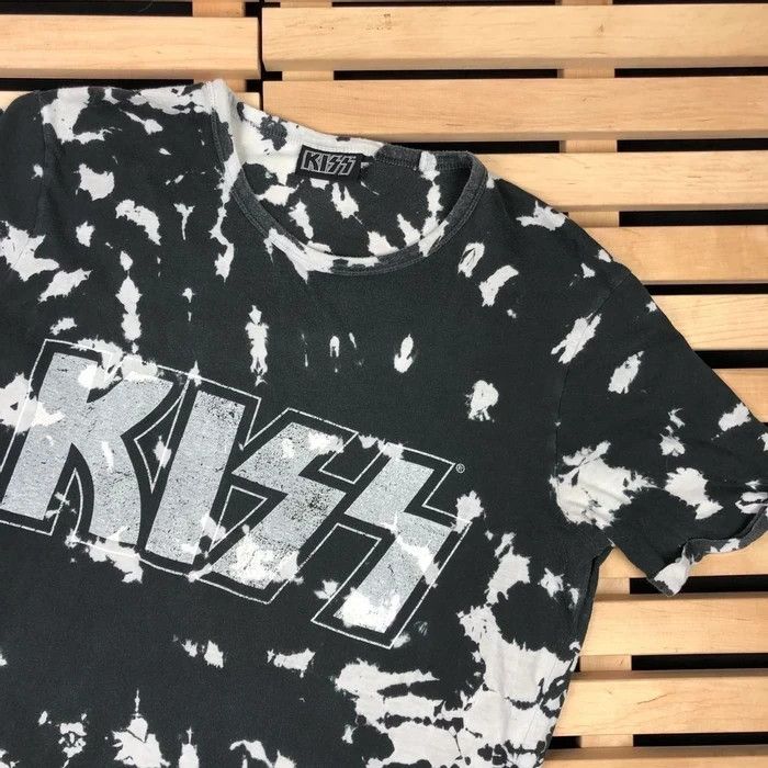 Band Tees × Vintage Mens Vintage 90s T Shirt Kiss Big Logo Size M Size US M / EU 48-50 / 2 - 2 Thumbnail