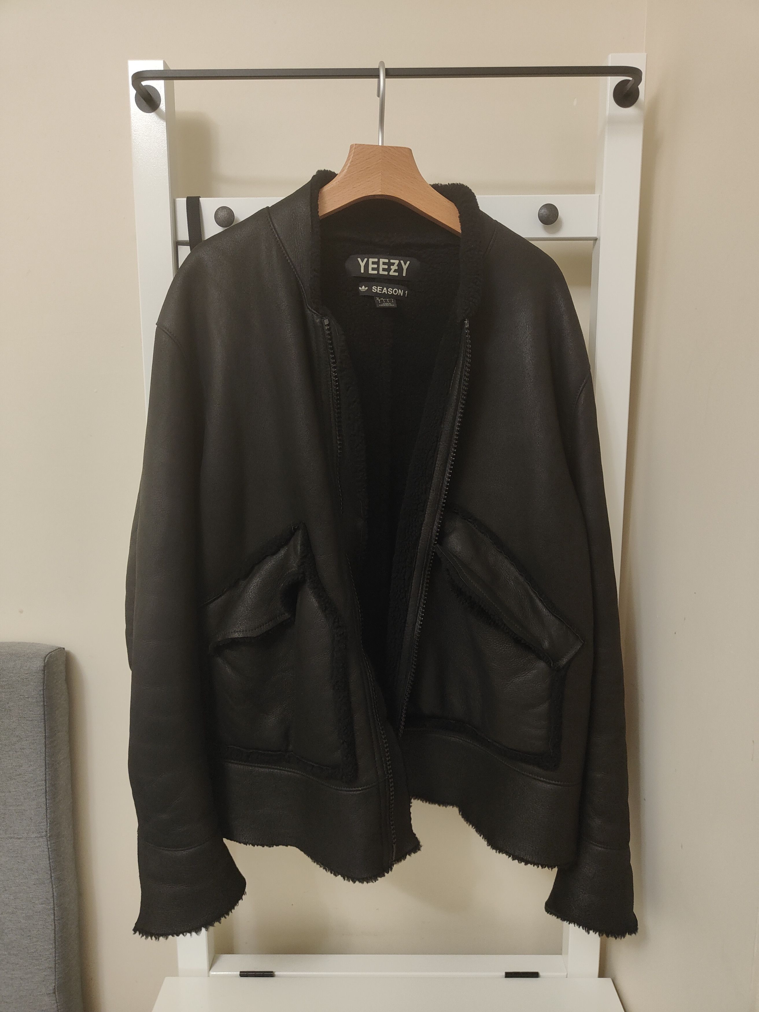 yeezy season 1 sweatshirt