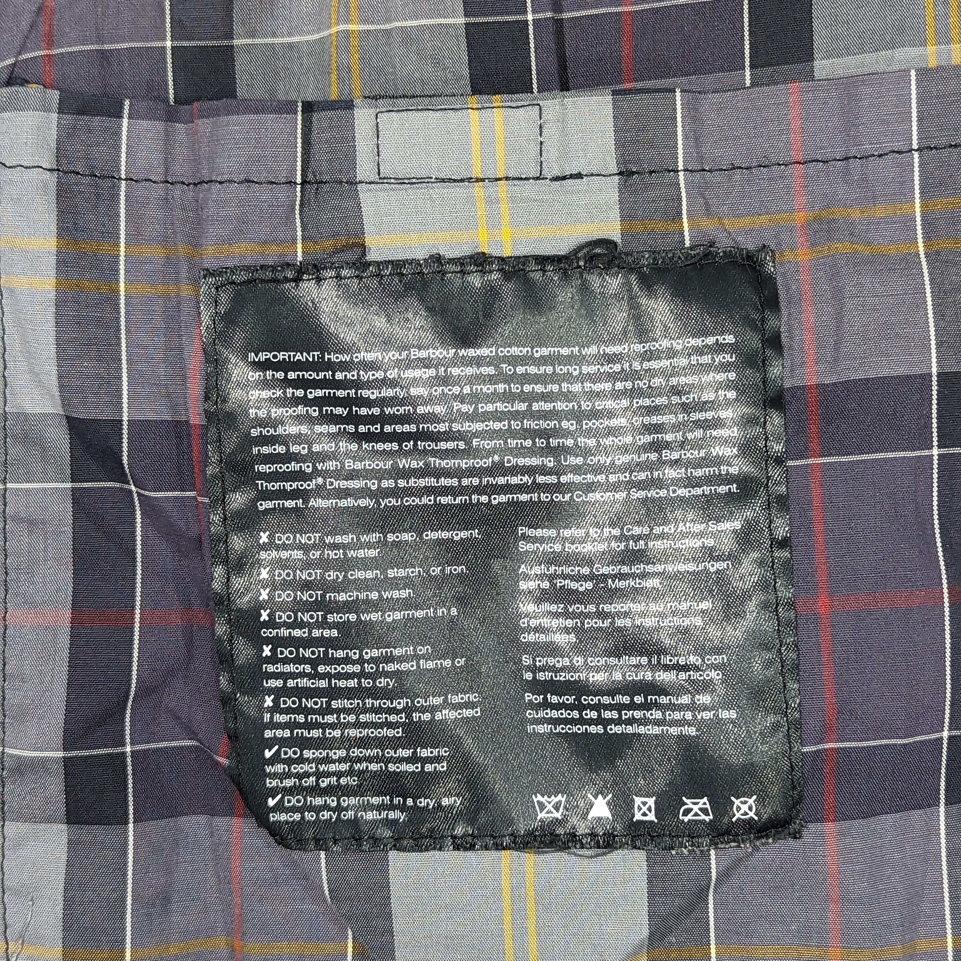 Barbour Barbour A1021 Zip International Wax Jacket L Made In England Size US L / EU 52-54 / 3 - 14 Thumbnail