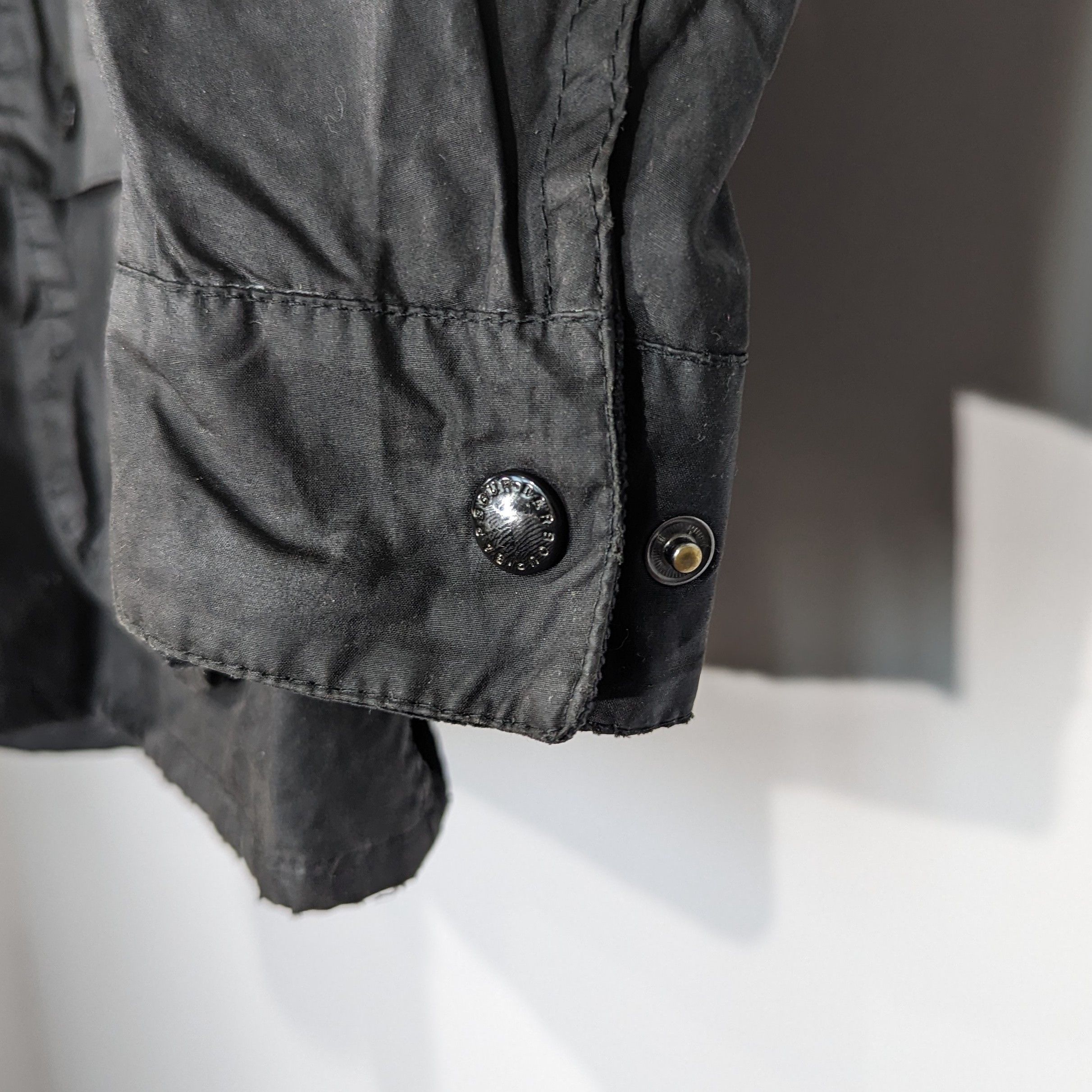 Barbour Barbour A1021 Zip International Wax Jacket L Made In England Size US L / EU 52-54 / 3 - 8 Thumbnail