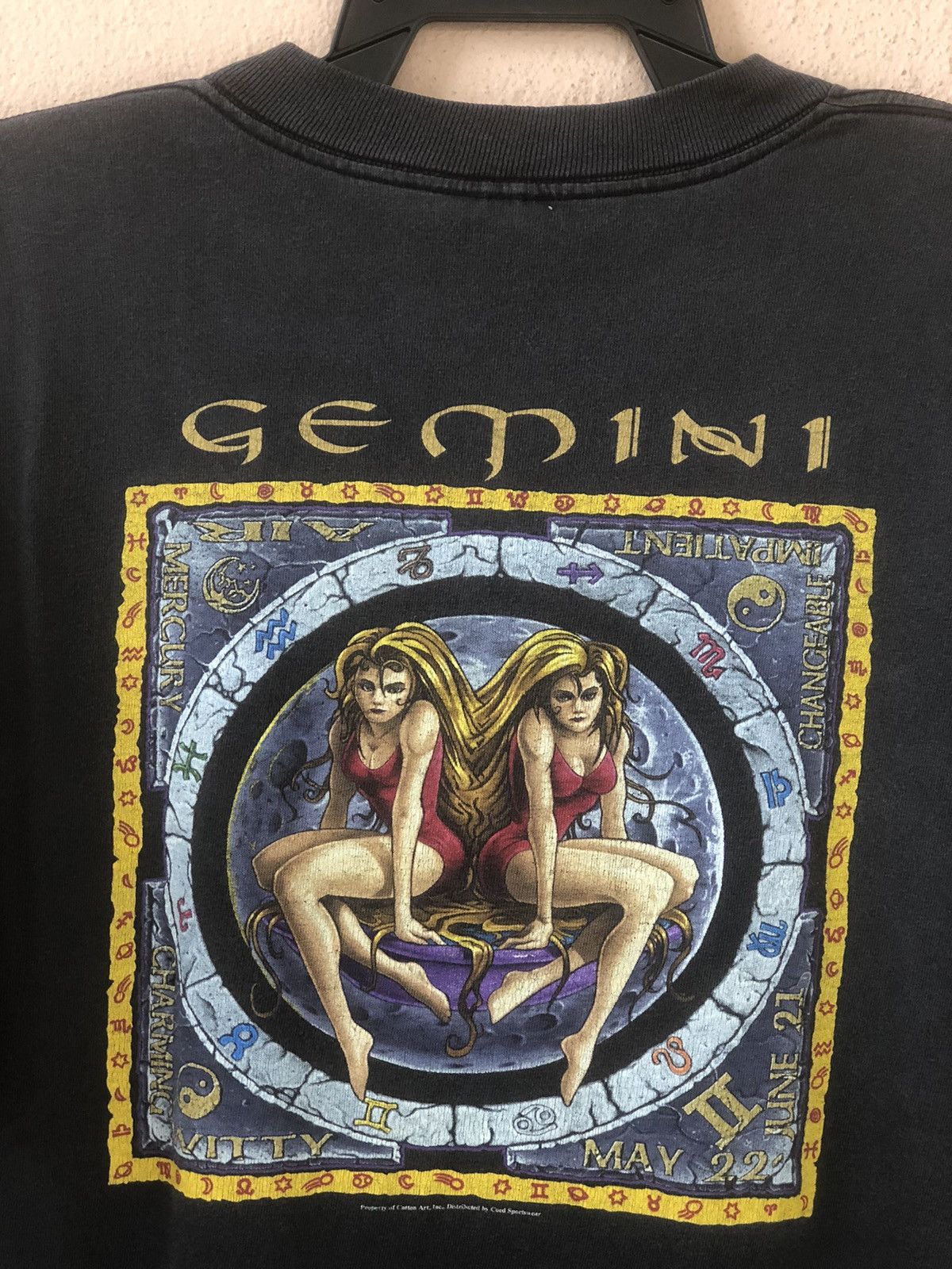 Vintage 90s GEMINI Star Art Rare Faded Tee
