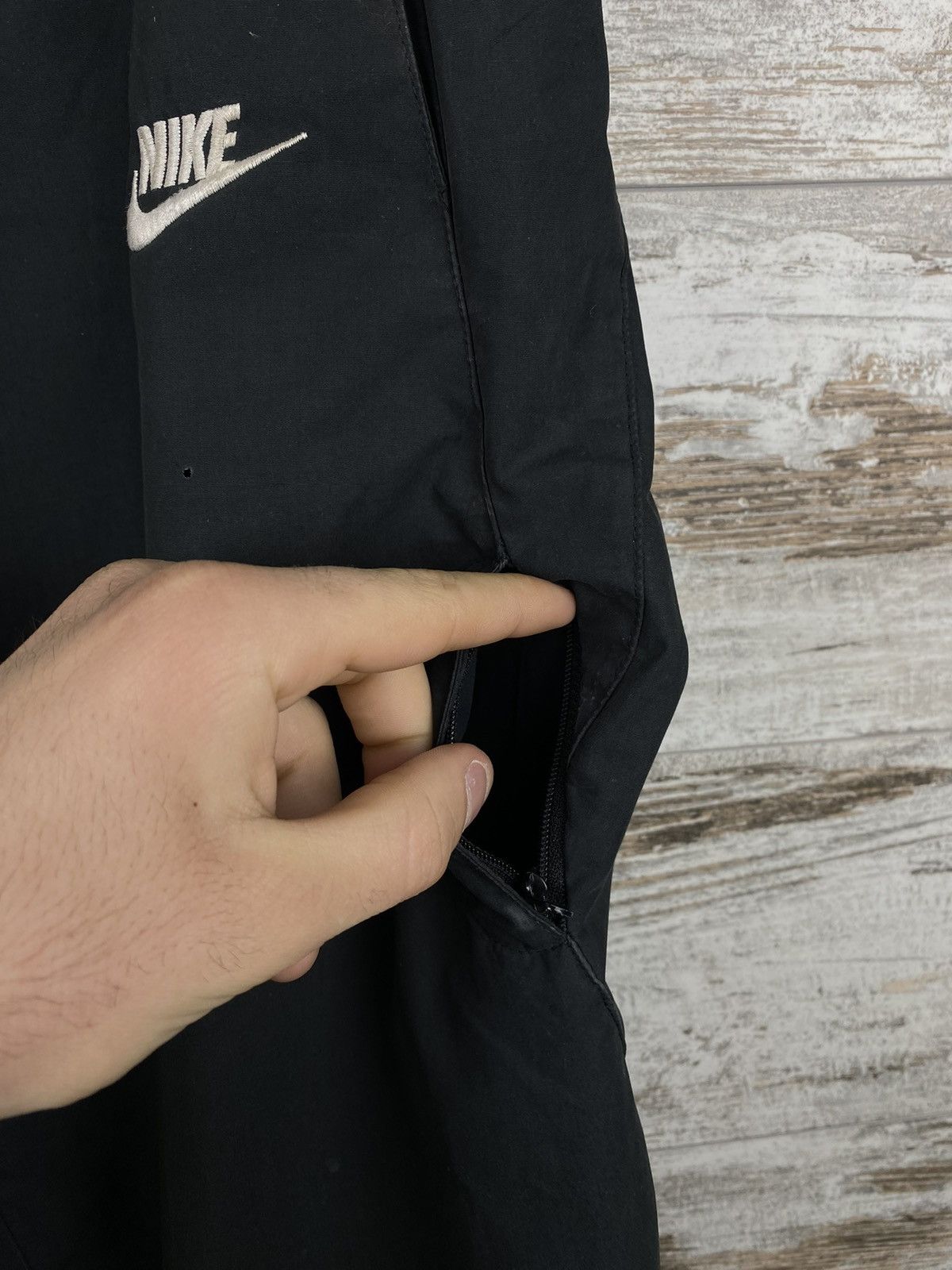 Nike × Vintage Mens Vintage Nike Swoosh Casual pants y2k sweatpants rare Size US 36 / EU 52 - 6 Thumbnail