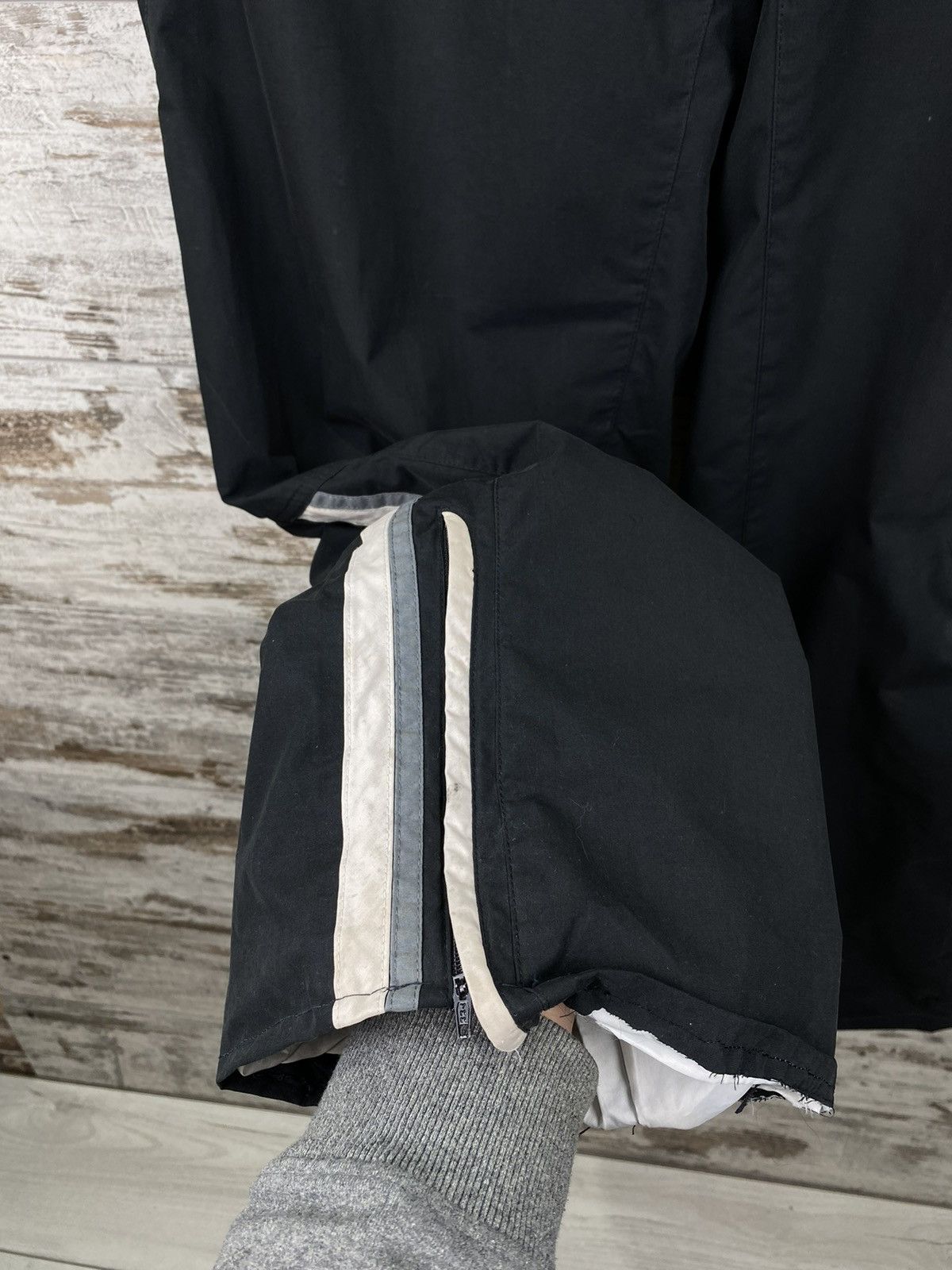 Nike × Vintage Mens Vintage Nike Swoosh Casual pants y2k sweatpants rare Size US 36 / EU 52 - 10 Thumbnail