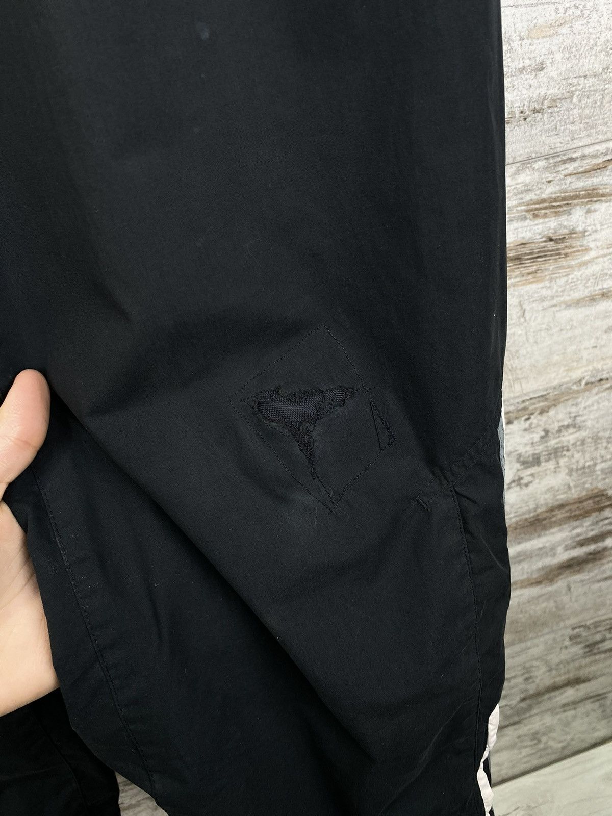 Nike × Vintage Mens Vintage Nike Swoosh Casual pants y2k sweatpants rare Size US 36 / EU 52 - 7 Thumbnail