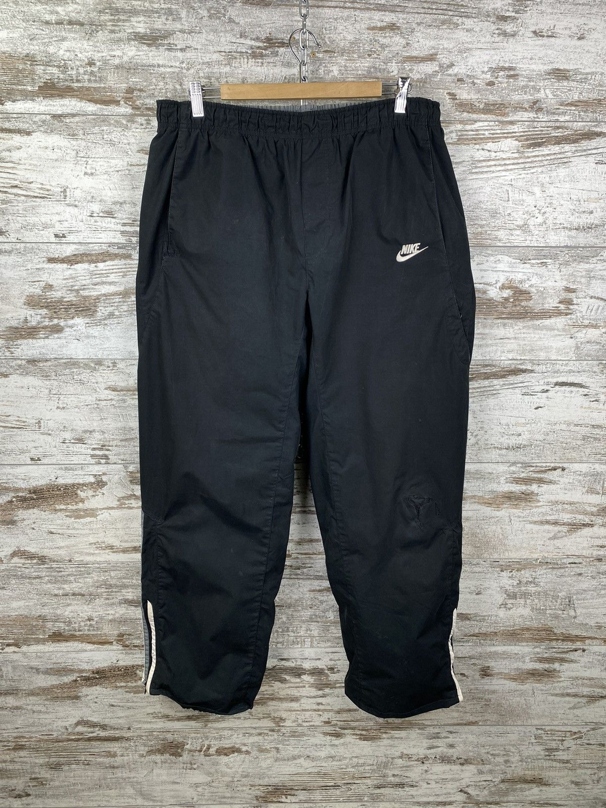 Nike × Vintage Mens Vintage Nike Swoosh Casual pants y2k sweatpants rare Size US 36 / EU 52 - 1 Thumbnail