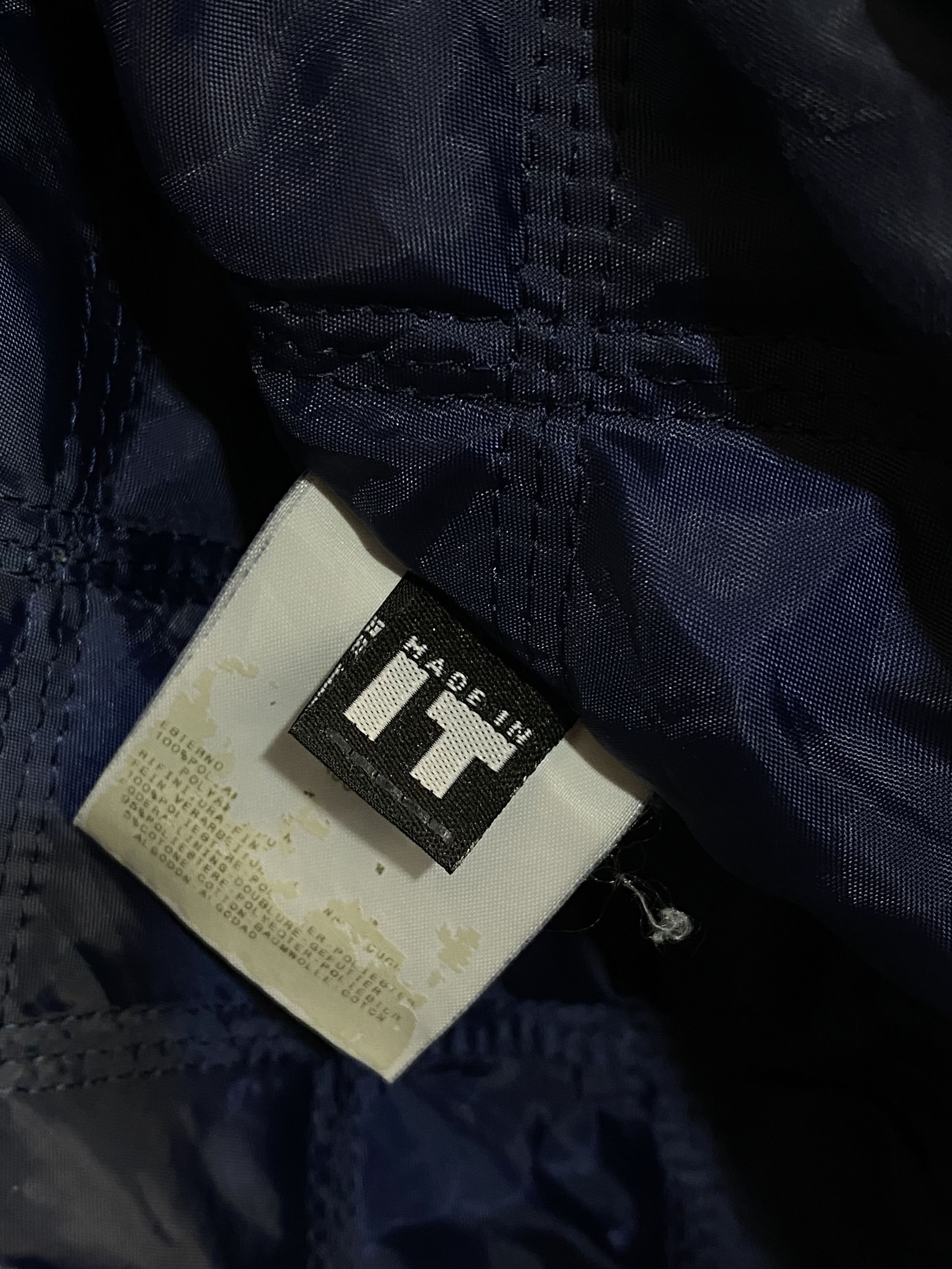 Versace Jeans Couture Vintage VERSACE Navy Faded Bomber Big Logo M377 Size US L / EU 52-54 / 3 - 8 Thumbnail