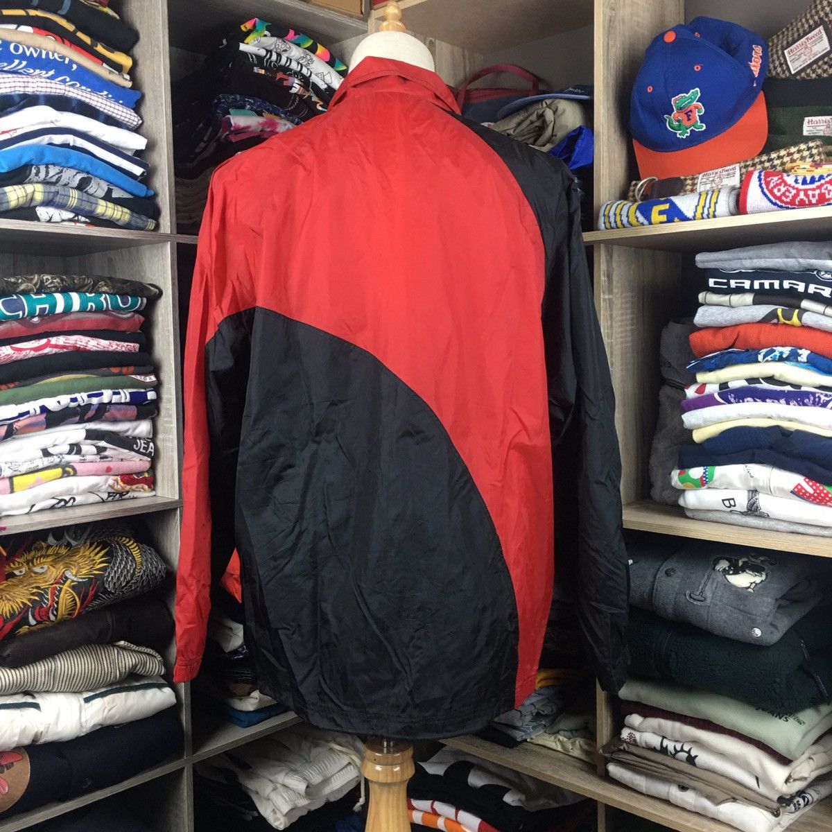 Nike × Vintage Vintage Nike Swoosh Windbreaker Travis Style Size US M / EU 48-50 / 2 - 3 Thumbnail