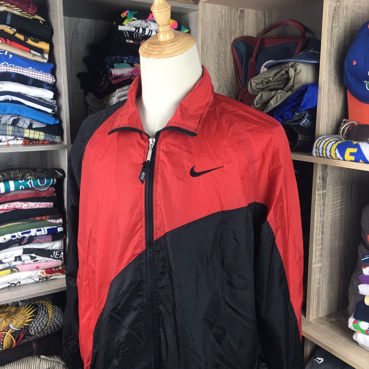 Nike × Vintage Vintage Nike Swoosh Windbreaker Travis Style Size US M / EU 48-50 / 2 - 2 Thumbnail