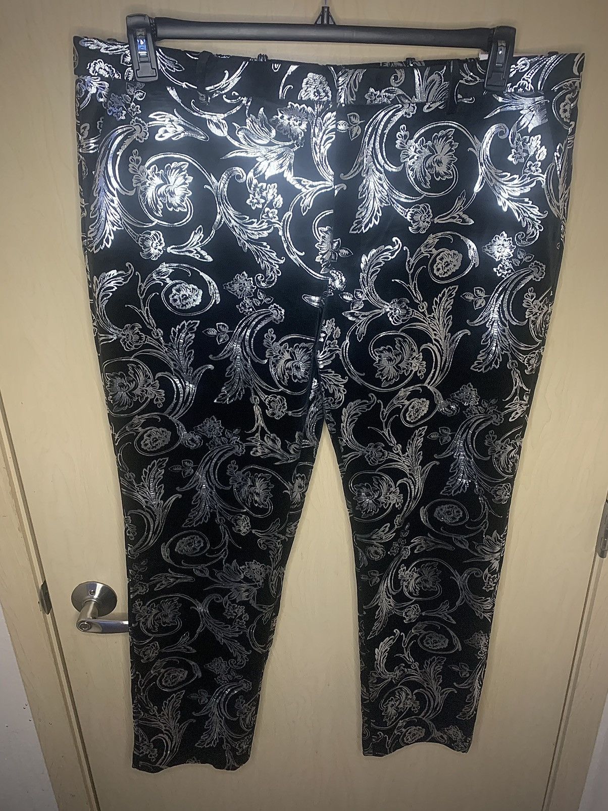 I.N.C Black & Silver I.N.C Floral Pants Size US 40 / EU 56 - 1 Thumbnail
