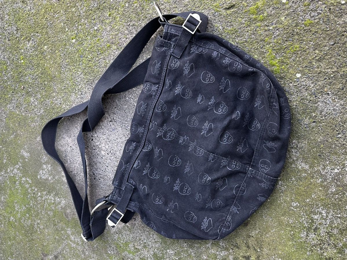 Japanese Brand Vintage y2k Messenger Bag with Skulls and Crowns Japanese Size ONE SIZE - 5 Thumbnail