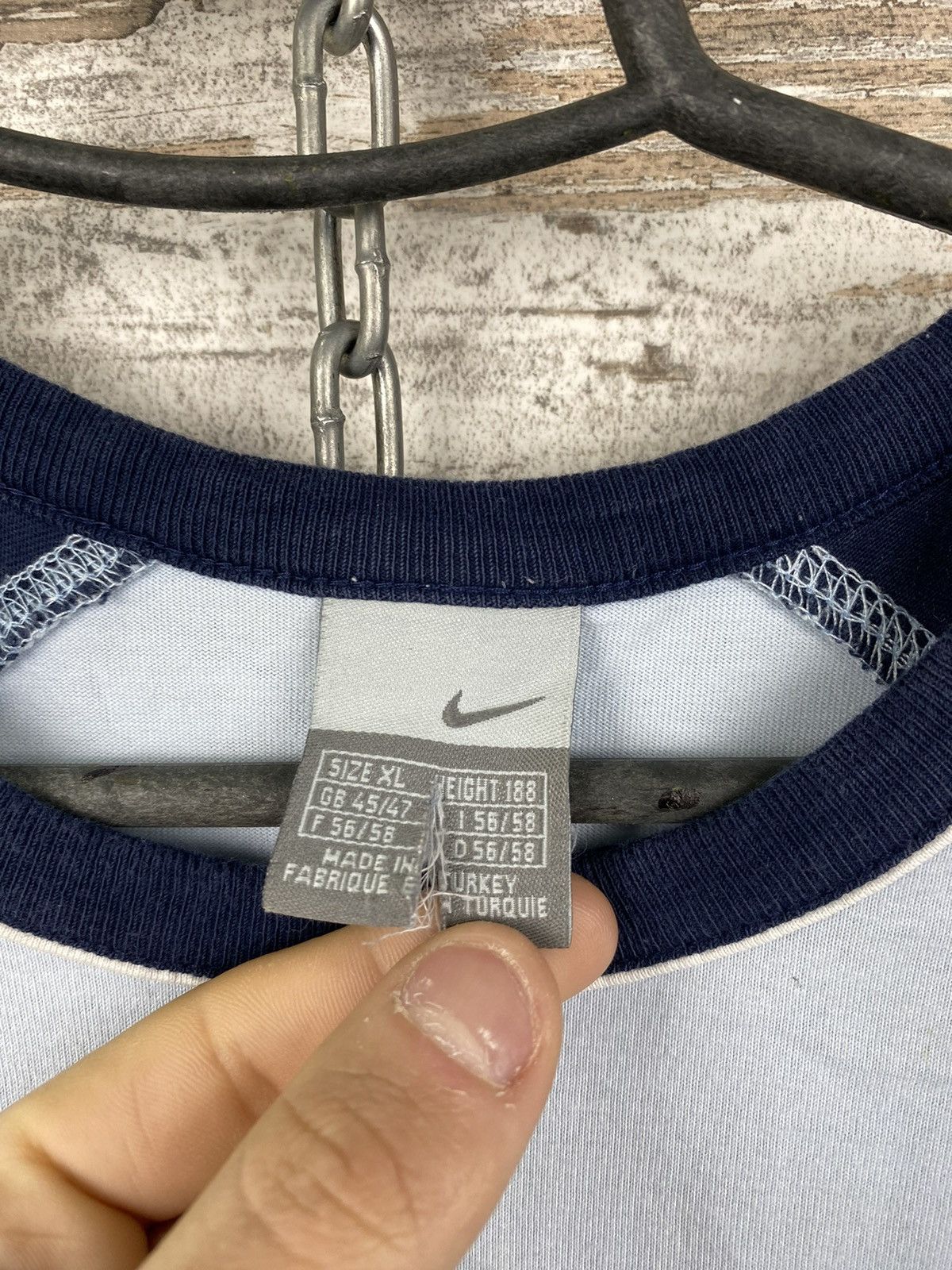 Nike × Vintage Mens Vintage Nike T-shirt 90s rare streetwear y2k tee drill Size US XL / EU 56 / 4 - 4 Thumbnail