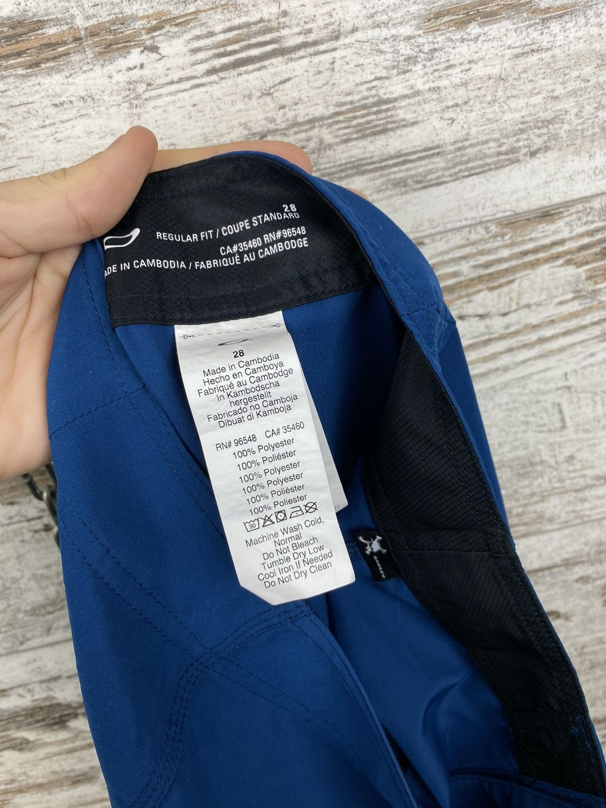 Japanese Brand × Oakley Mens Vintage Oakley cargo shorts y2k streetwear Japanese Size US 28 / EU 44 - 9 Thumbnail