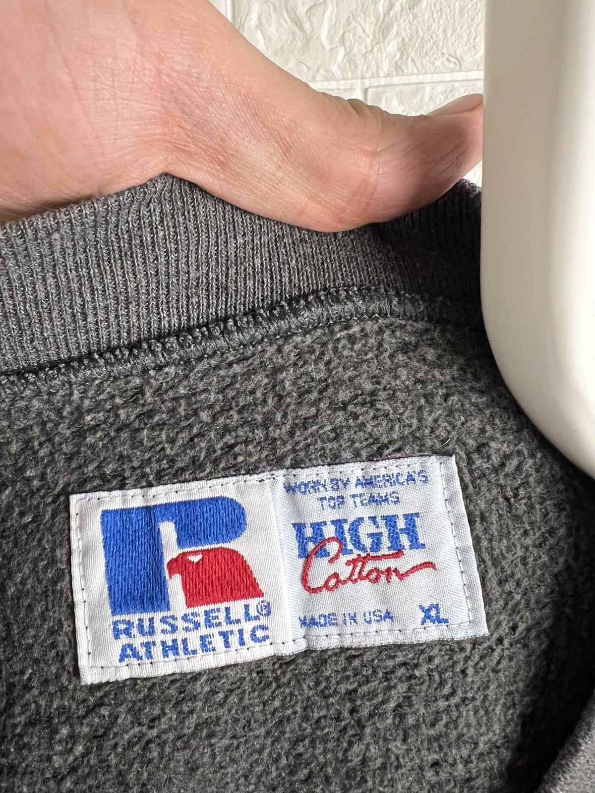Russell Athletic × Vintage Vintage 90s Russell Athletic Crewneck Size US XL / EU 56 / 4 - 5 Thumbnail