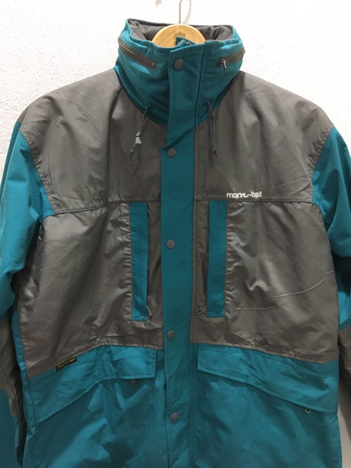 Montbell MONTBELL JACKET POCKET GORETAX WATERPROOF HOODIE Size US M / EU 48-50 / 2 - 7 Thumbnail