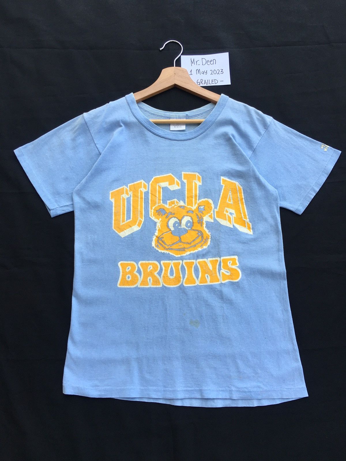 Vintage Rare Vintage UCLA Bruins American University College Tshirt Size US S / EU 44-46 / 1 - 1 Thumbnail