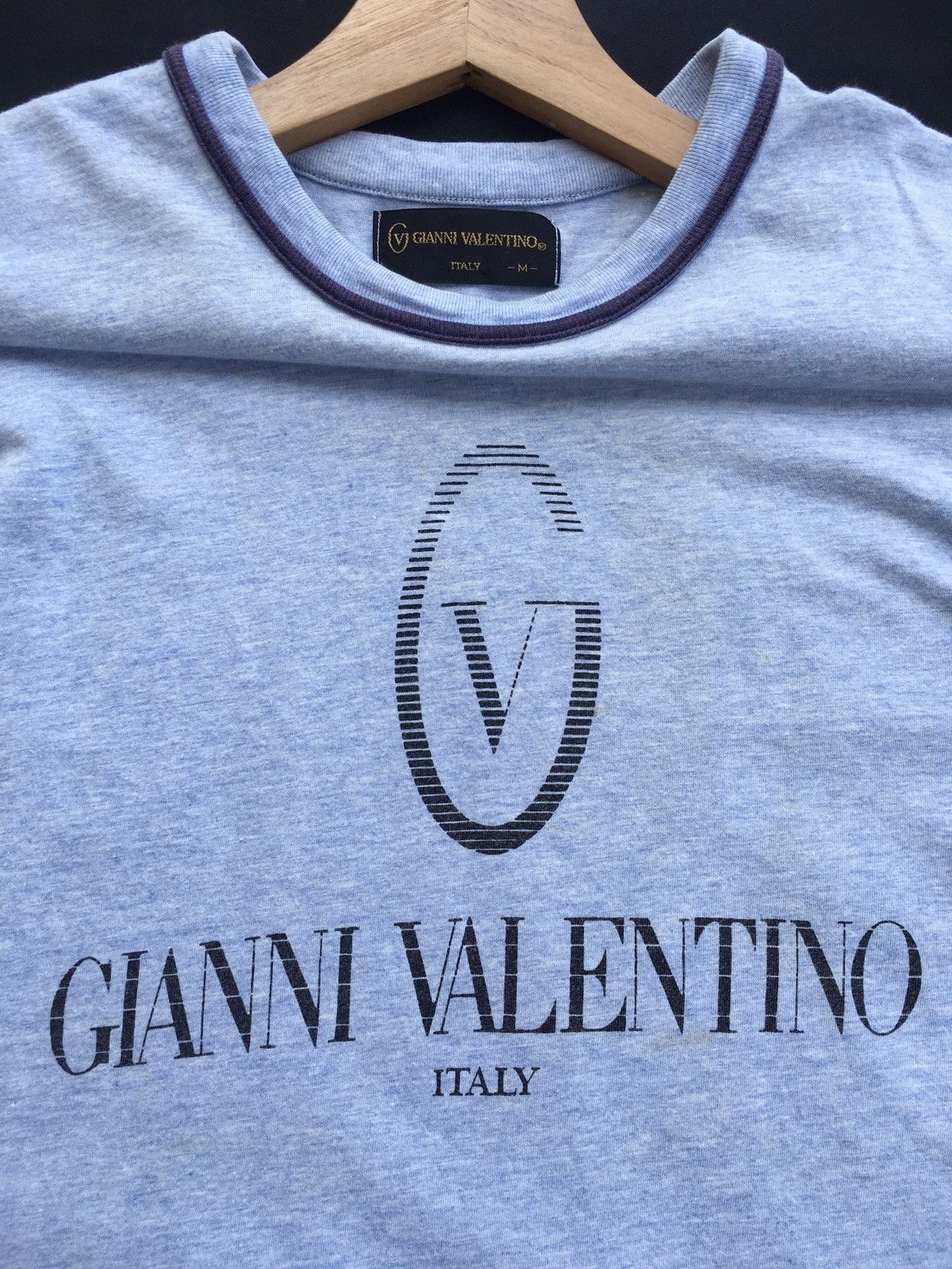Gianni Valentino Rare Vintage Gianni Valentino Spellout Tshirt Size US M / EU 48-50 / 2 - 7 Thumbnail