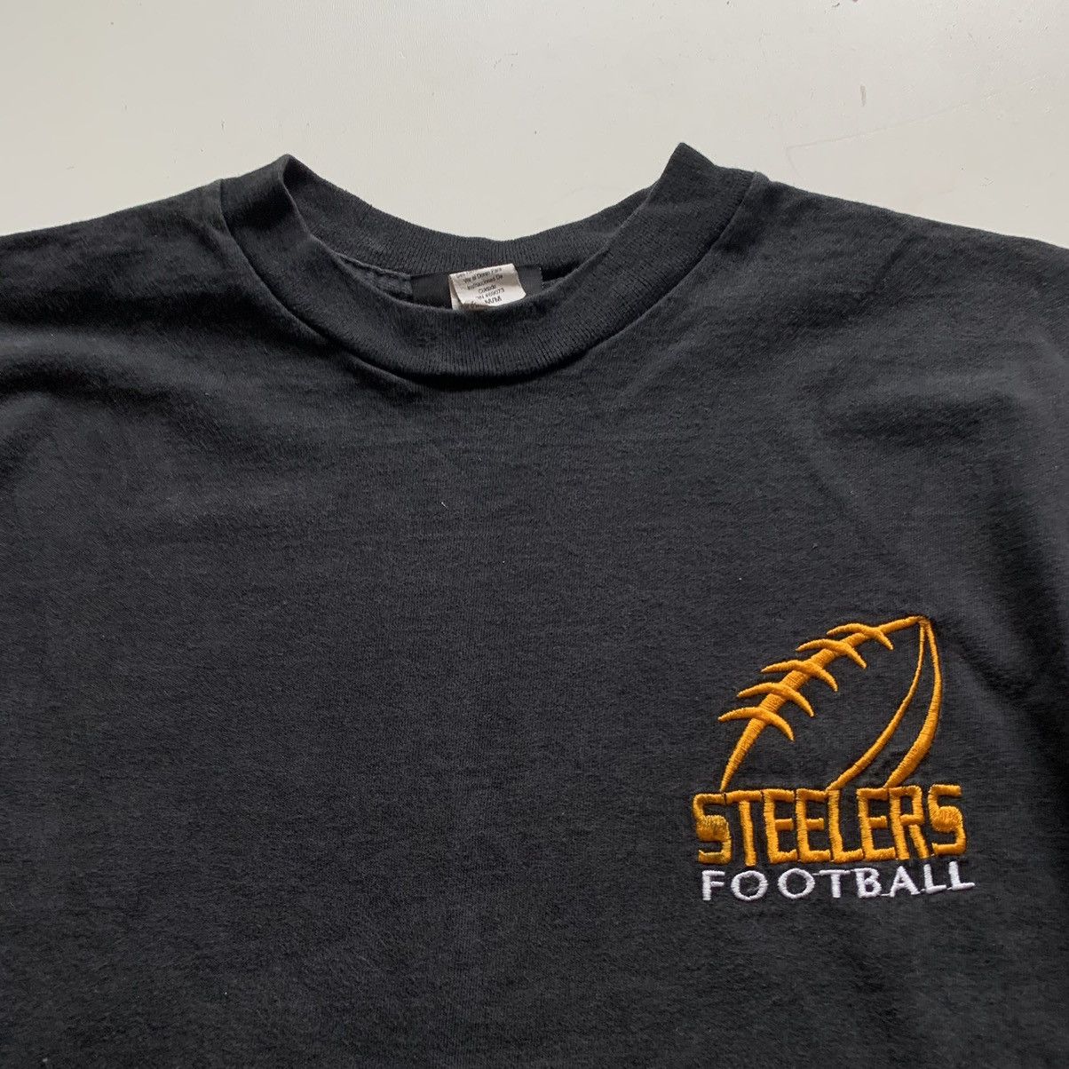 NFL × Vintage Vintage 1990s Pittsburgh Steelers NFL Embroidered T Shirt Size US M / EU 48-50 / 2 - 2 Thumbnail