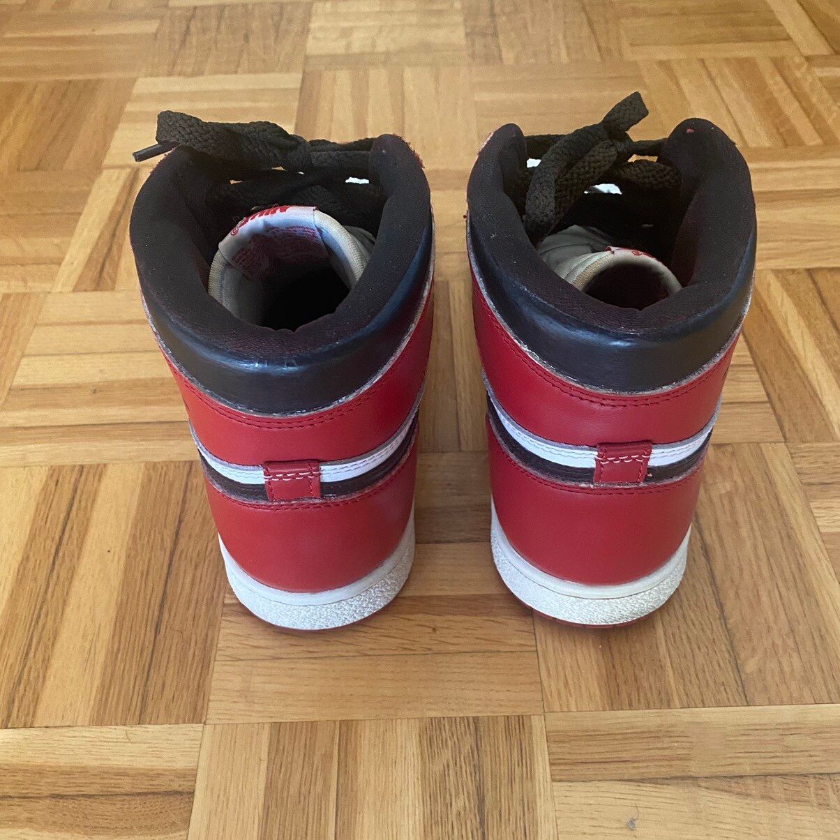 Nike Nike Air Jordan 1 1985 Chicago “Custom” Size US 8.5 / EU 41-42 - 5 Thumbnail