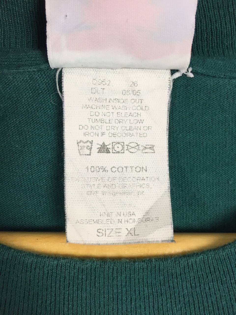 NFL Vtg NFL Philadelphia Eagles Embroided Made in Usa Tee Size US XL / EU 56 / 4 - 9 Thumbnail