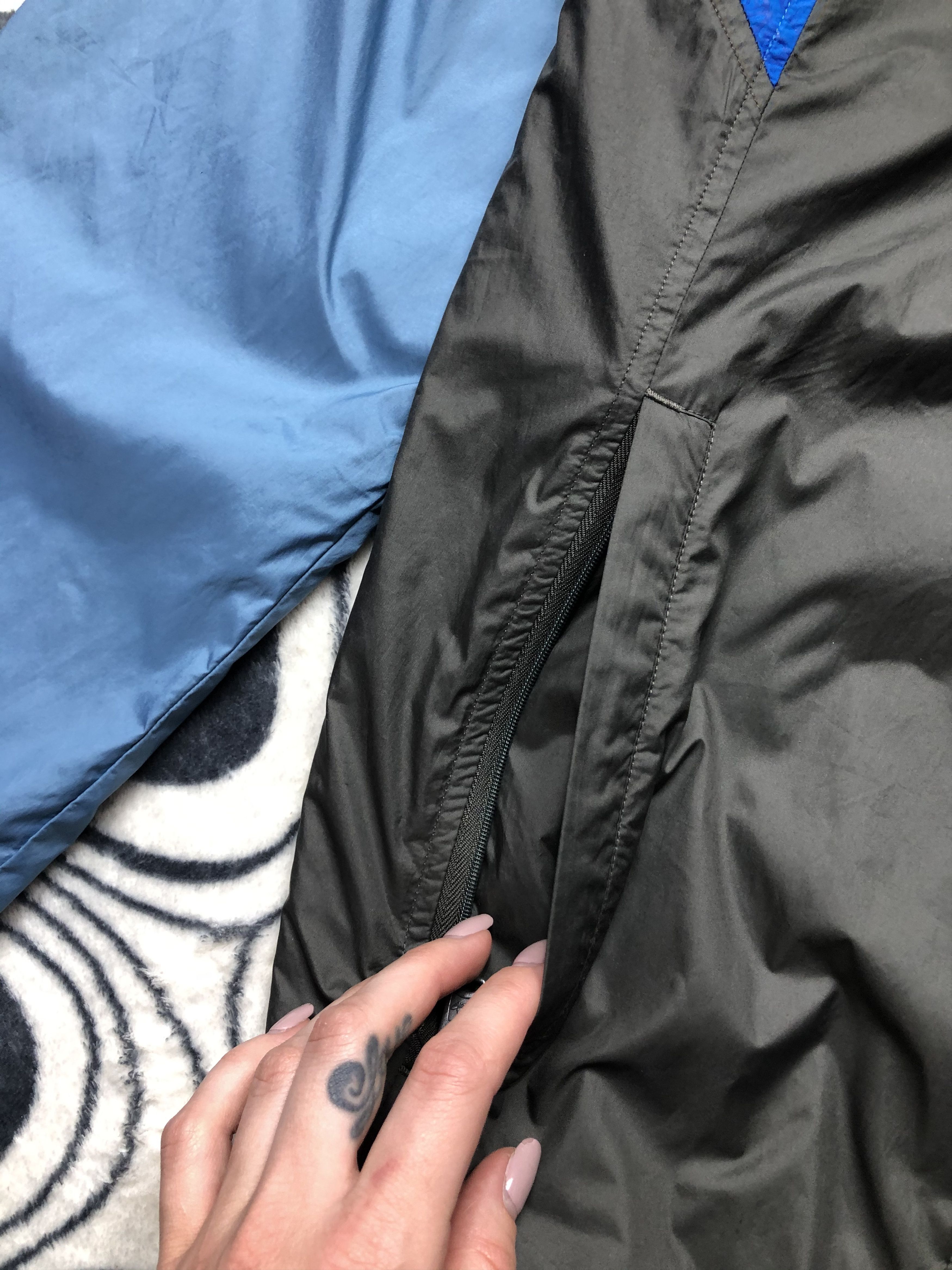 Adidas × Vintage Adidas Vintage Mens Nylon Jacket Y2K Size US XL / EU 56 / 4 - 4 Thumbnail