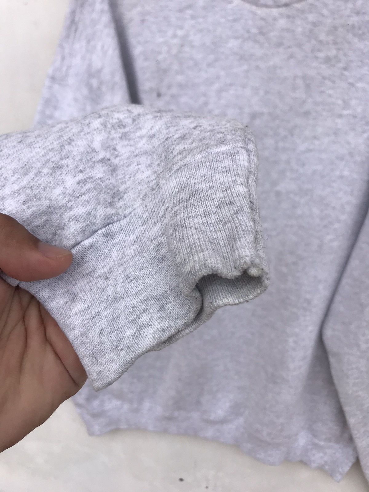 Guess Vintage Guess 1995 Big Logo Sweatshirt Size US L / EU 52-54 / 3 - 9 Thumbnail