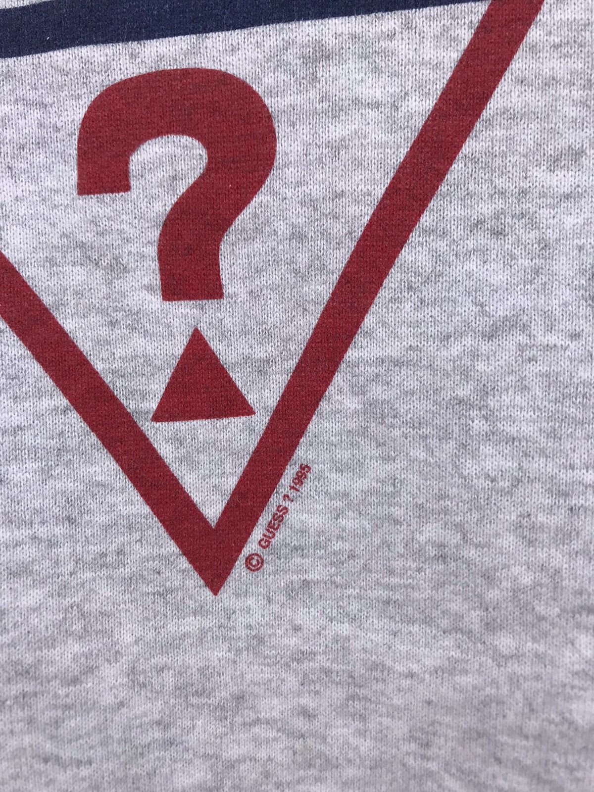 Guess Vintage Guess 1995 Big Logo Sweatshirt Size US L / EU 52-54 / 3 - 5 Thumbnail