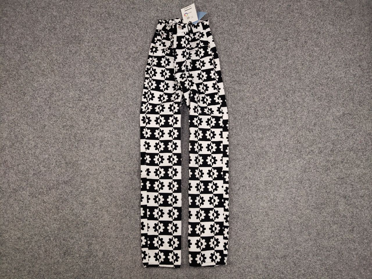 Japanese Brand Vintage 90s checkerboard pattern Jeans Japanese Streetwear Size 32" / US 10 / IT 46 - 1 Thumbnail