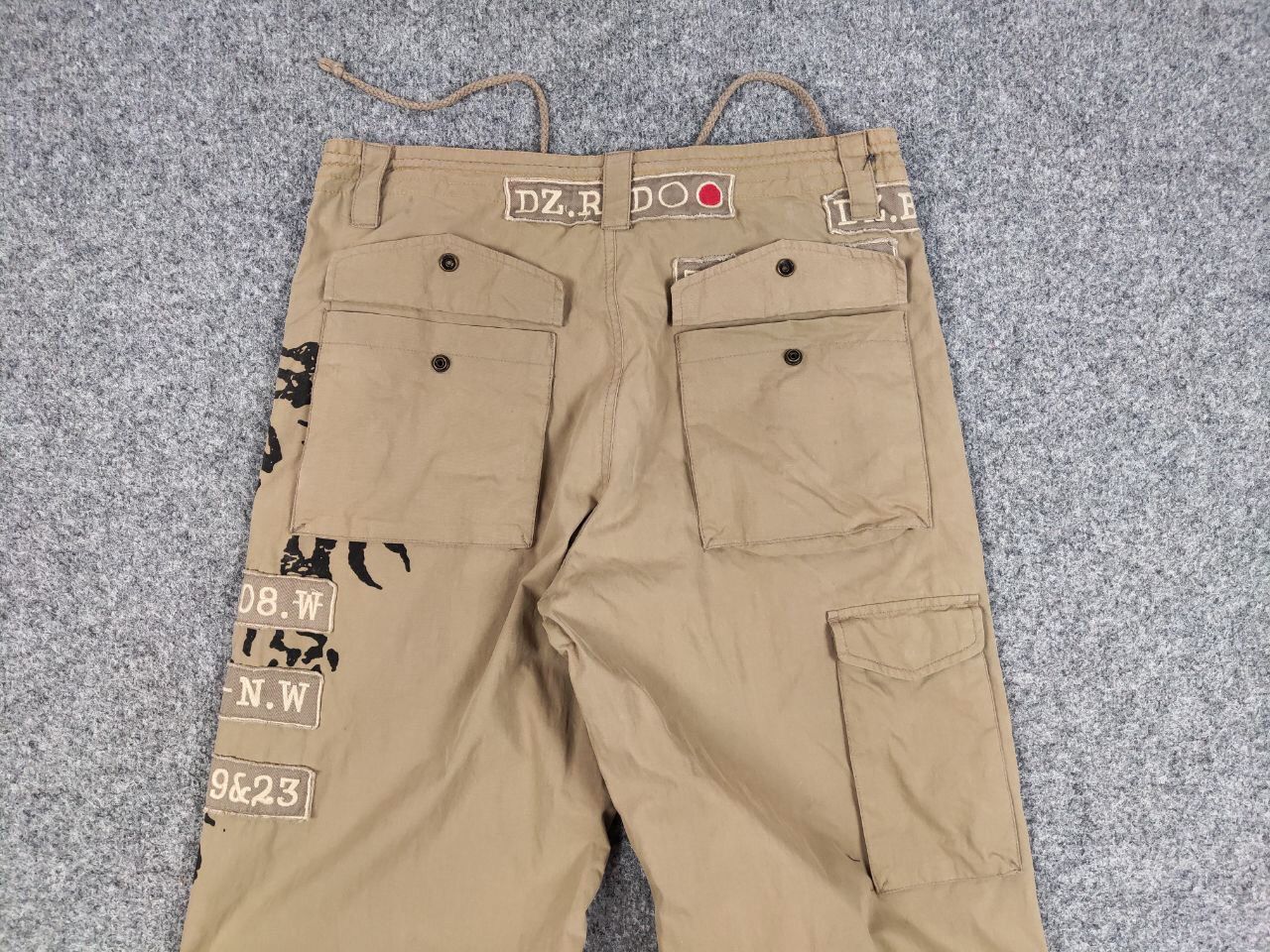 Japanese Brand Vintage 90's Japan Casual Beige Cargo Pants Dragon Logo Size US 34 / EU 50 - 17 Thumbnail