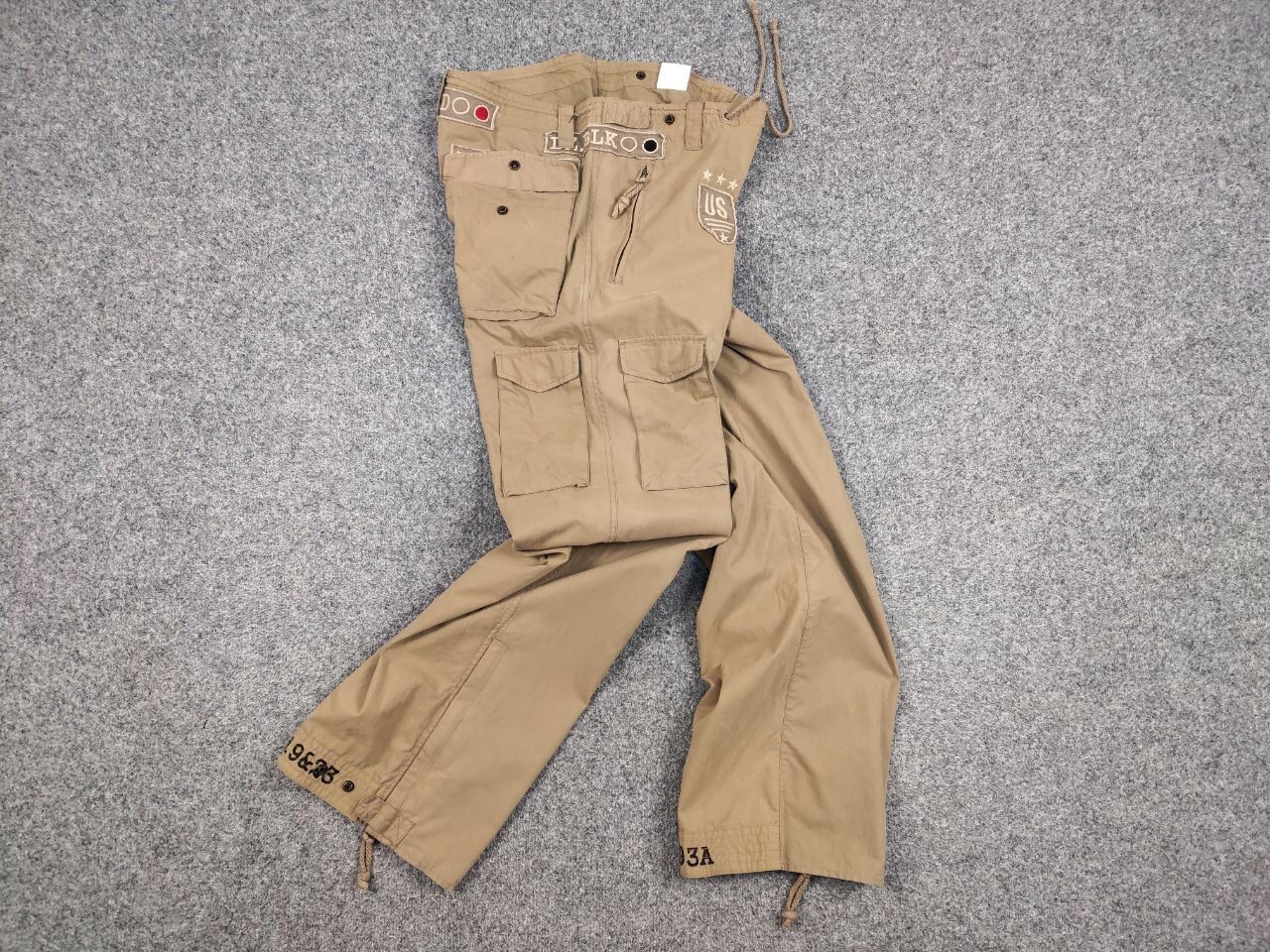 Japanese Brand Vintage 90's Japan Casual Beige Cargo Pants Dragon Logo Size US 34 / EU 50 - 18 Thumbnail